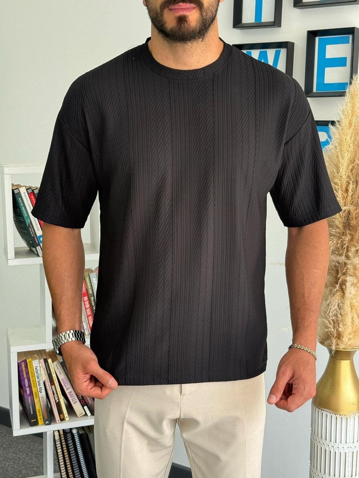 Siyah Kalın Çizgili Yarım Oversize T-Shirt
