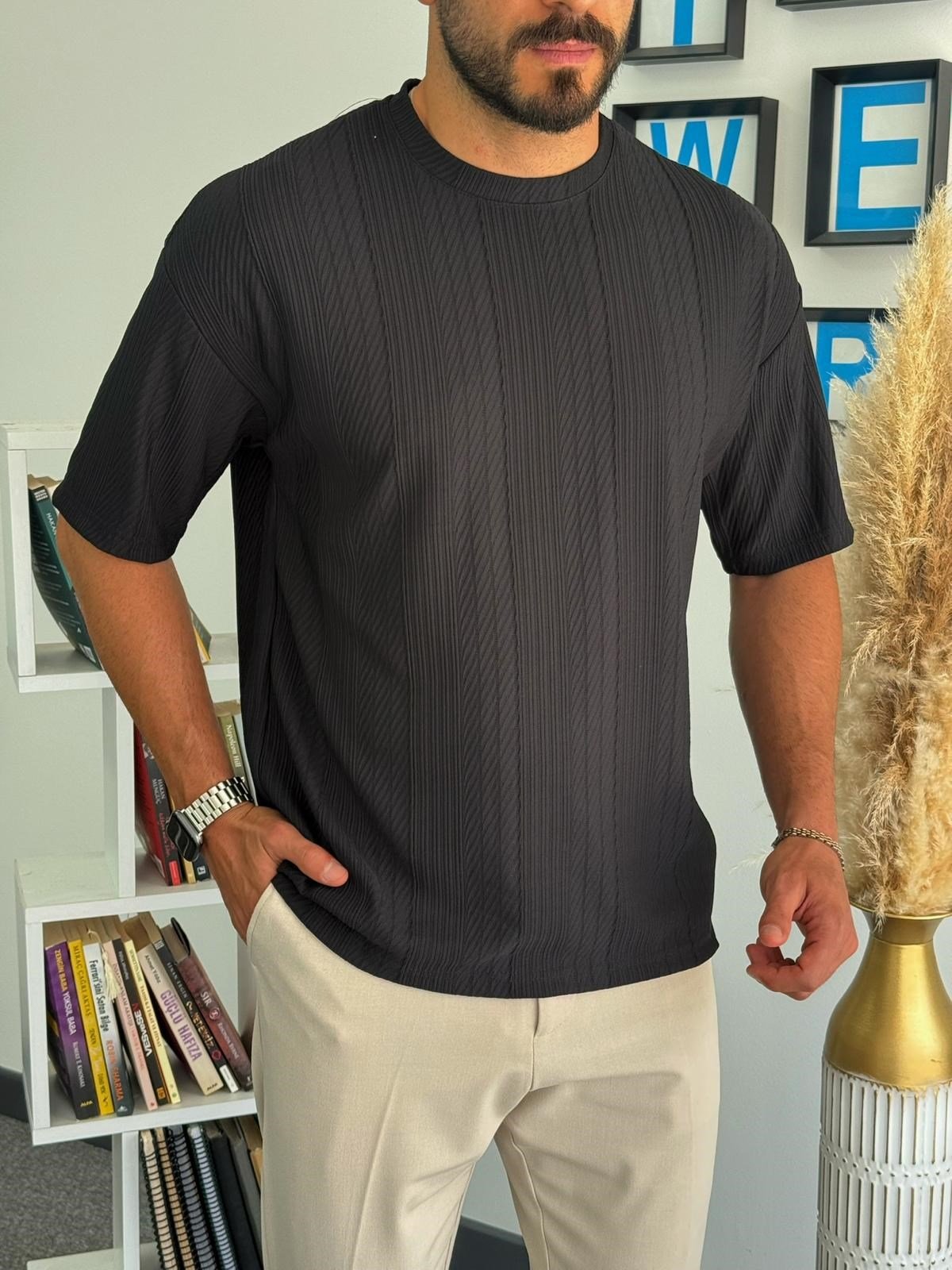 Siyah Kalın Çizgili Yarım Oversize T-Shirt