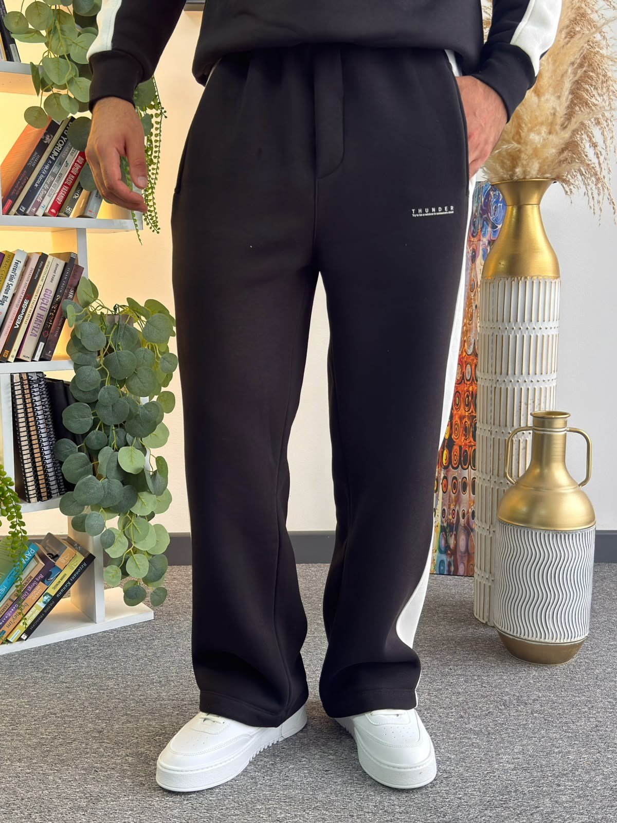 Siyah Oversize Polo Yaka Kontrast Şeritli Şardonlu Eşofman Takımı