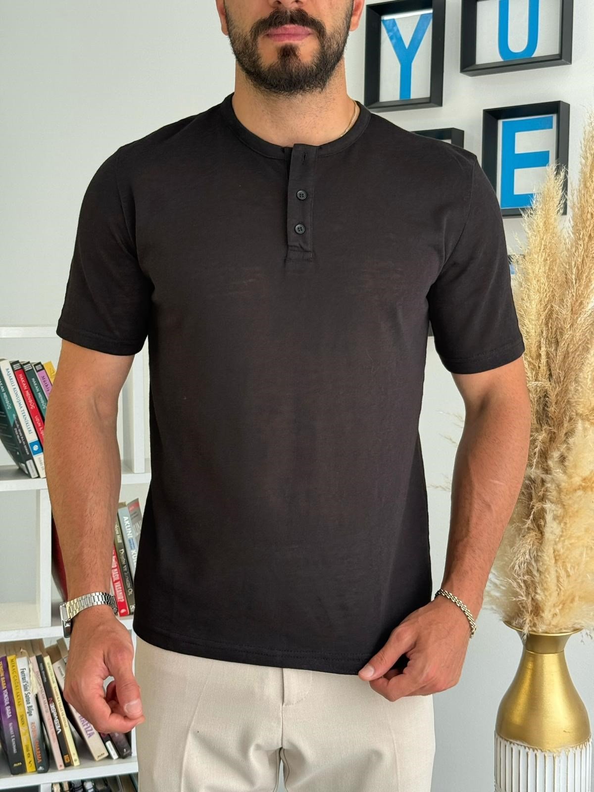 Siyah Pamuklu Basic Düğmeli T-Shirt