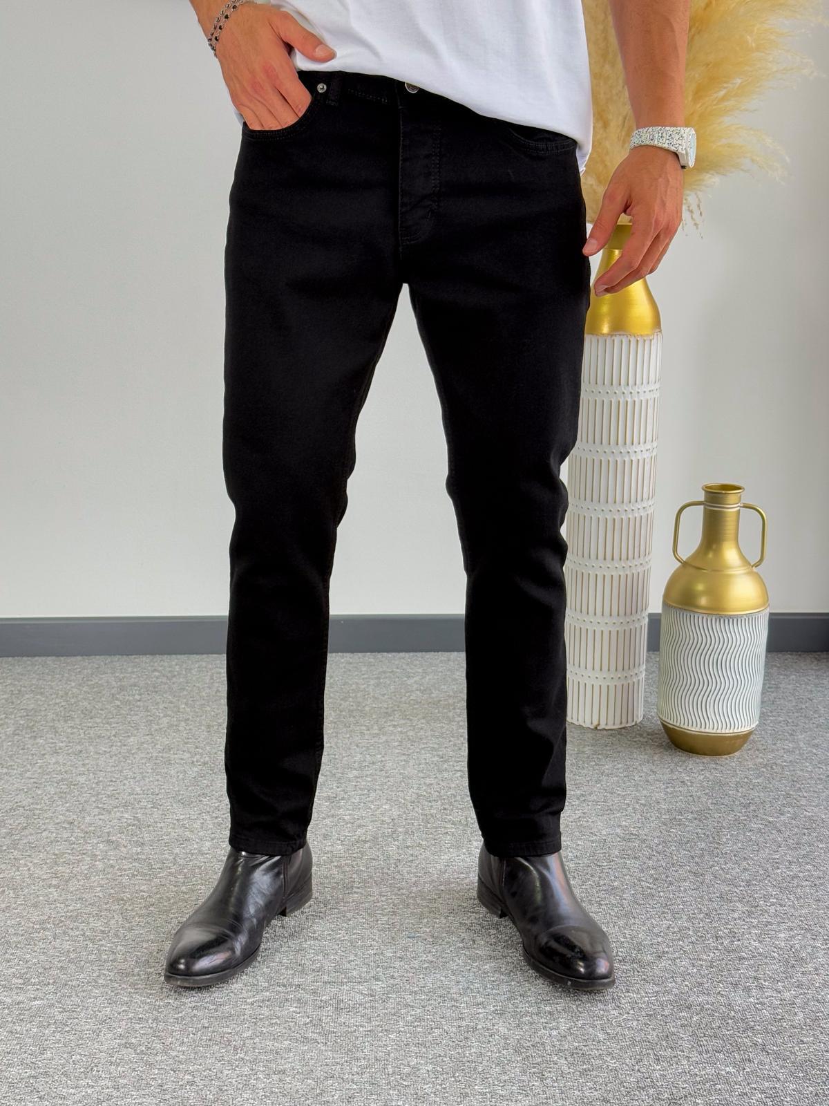 Siyah Regular Kalıp Kot Pantolon Jeans 
