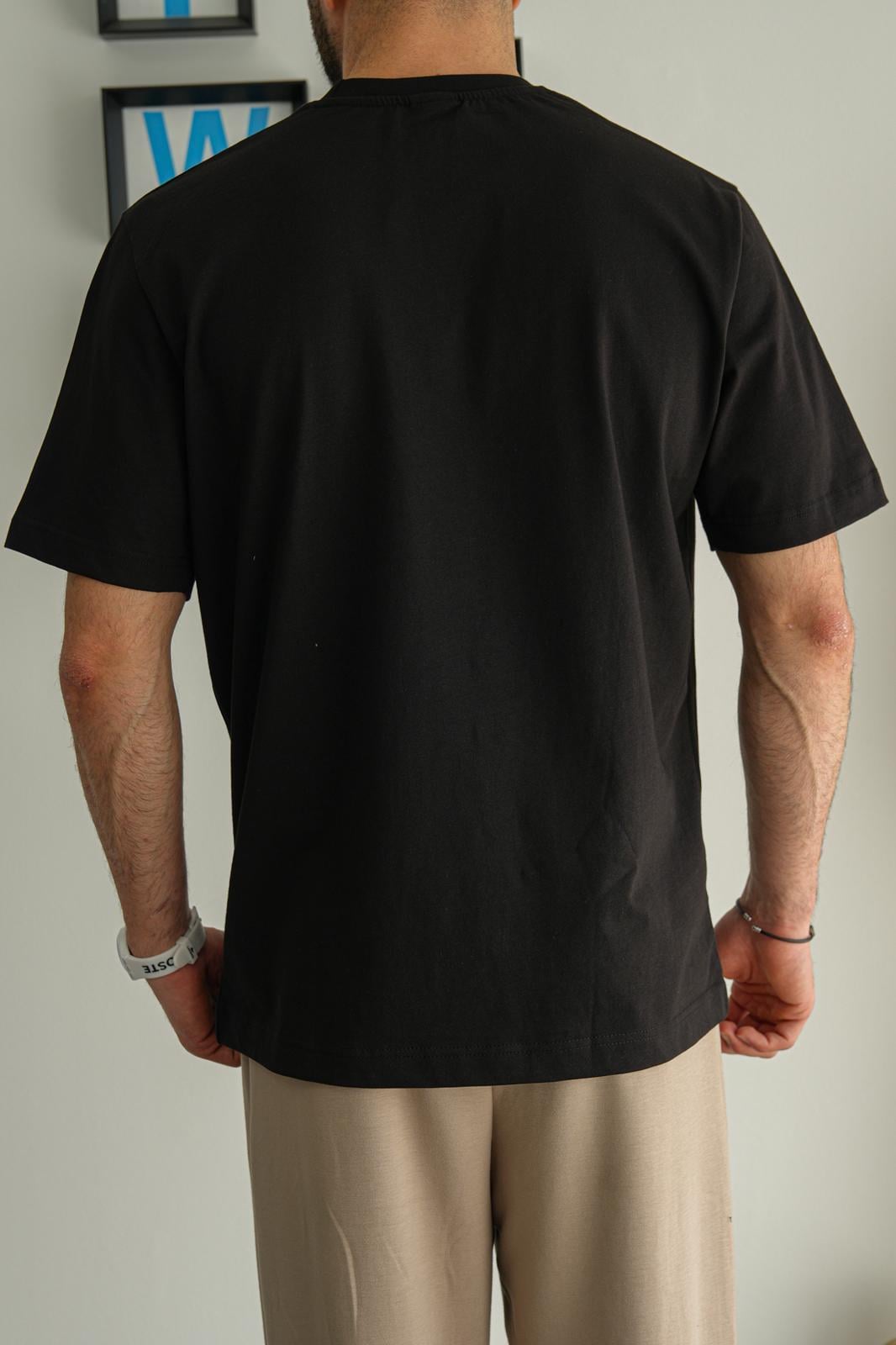 Siyah Yazlık Minimal Nakışlı Premium Basic T-Shirt