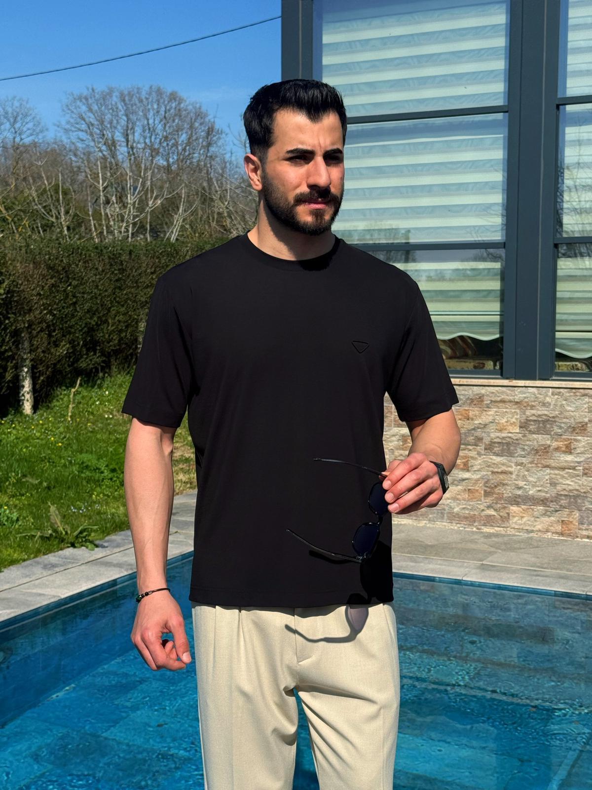 Siyah Yazlık Zarif Tensel T-Shirt