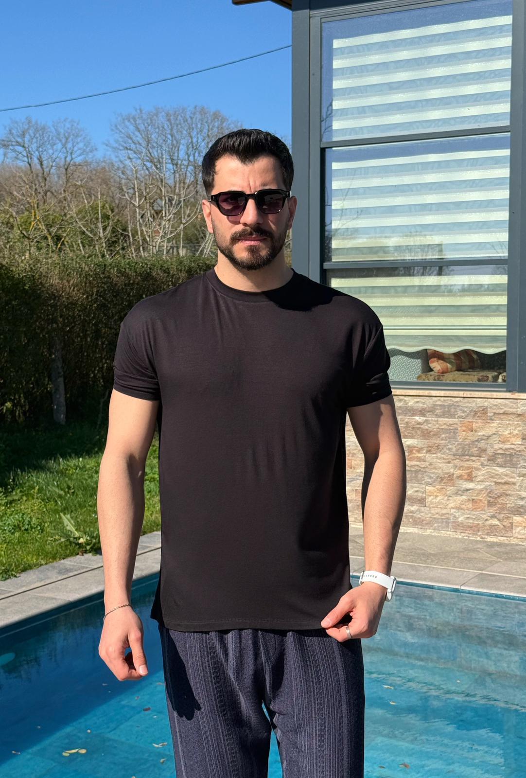 Süet Kumaş T-Shirt Siyah