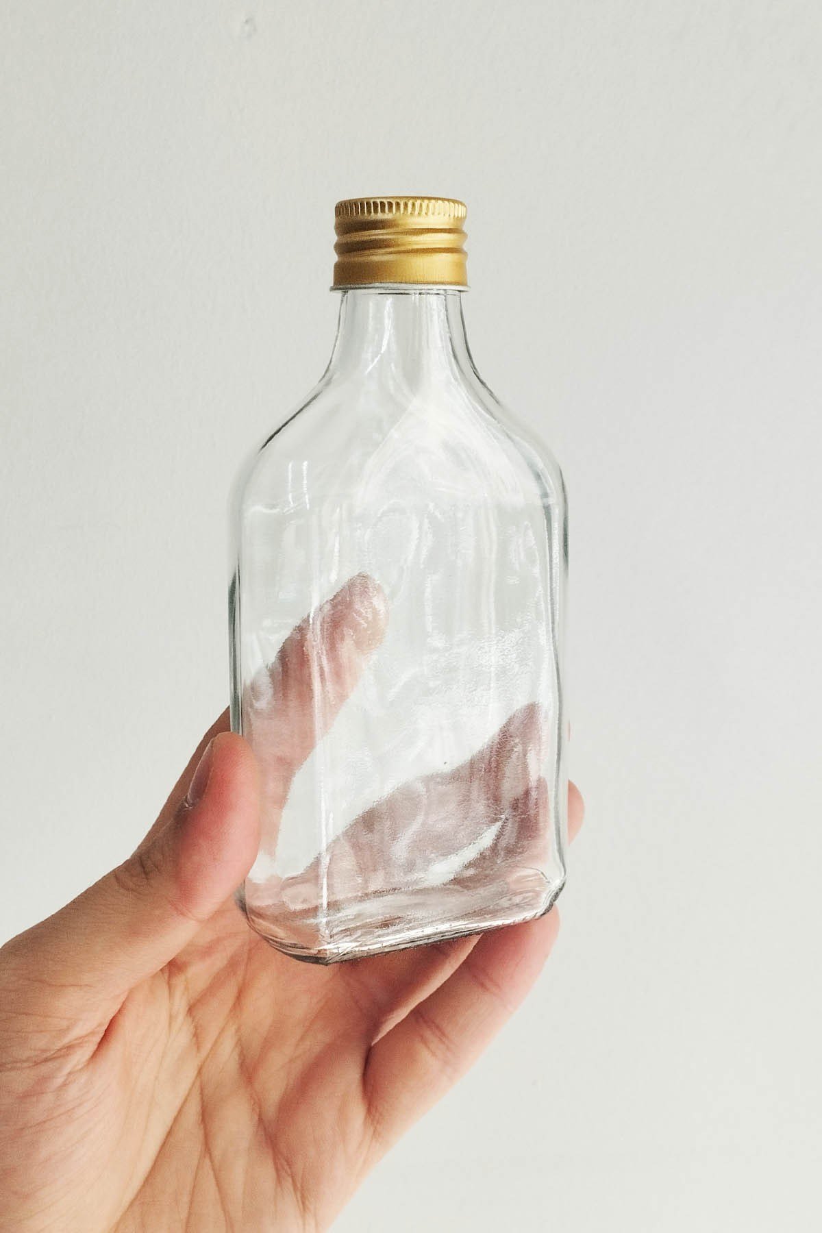 200cc Şeffaf Yassı Cam Şişe Sızdırmaz Kapaklı  (Cold Brew)