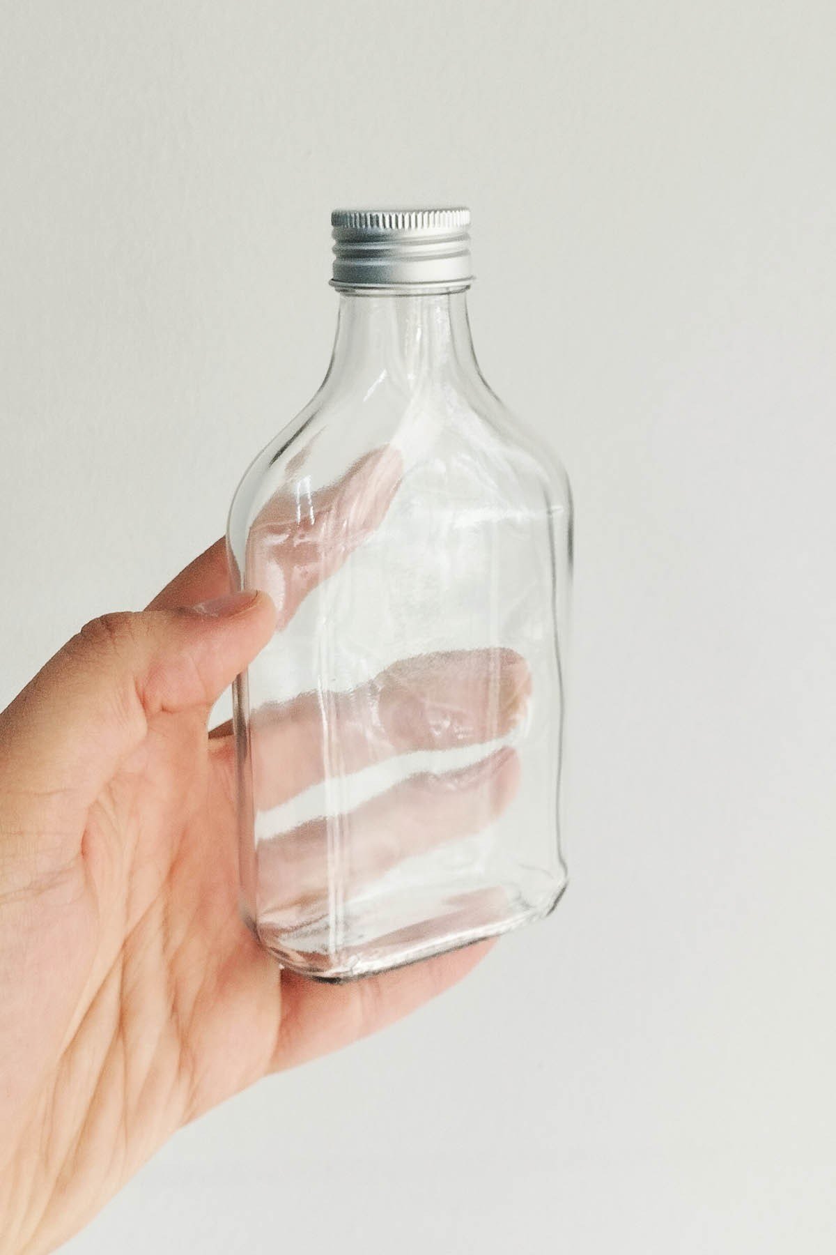200cc Şeffaf Yassı Cam Şişe Sızdırmaz Kapaklı  (Cold Brew)