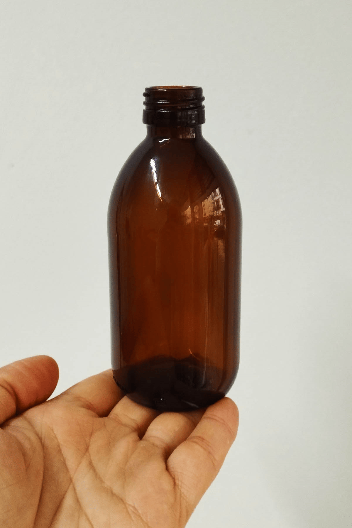 250cc Amber Ecza Cam Şişe Kapaklı
