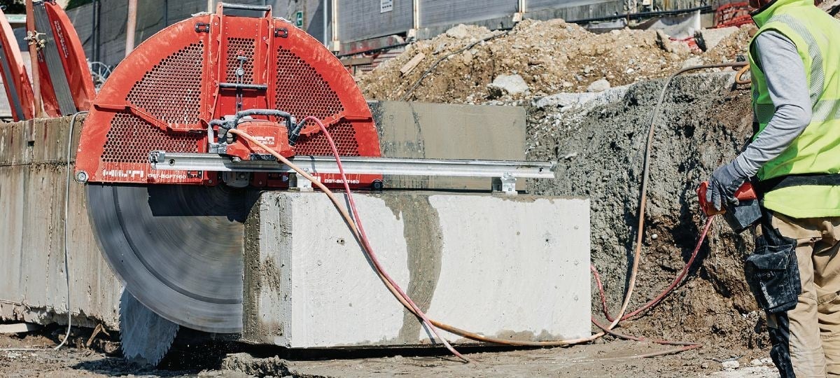 Hilti DST 20-CA 2. Duvar Kesme Makinesi Çantalı Set