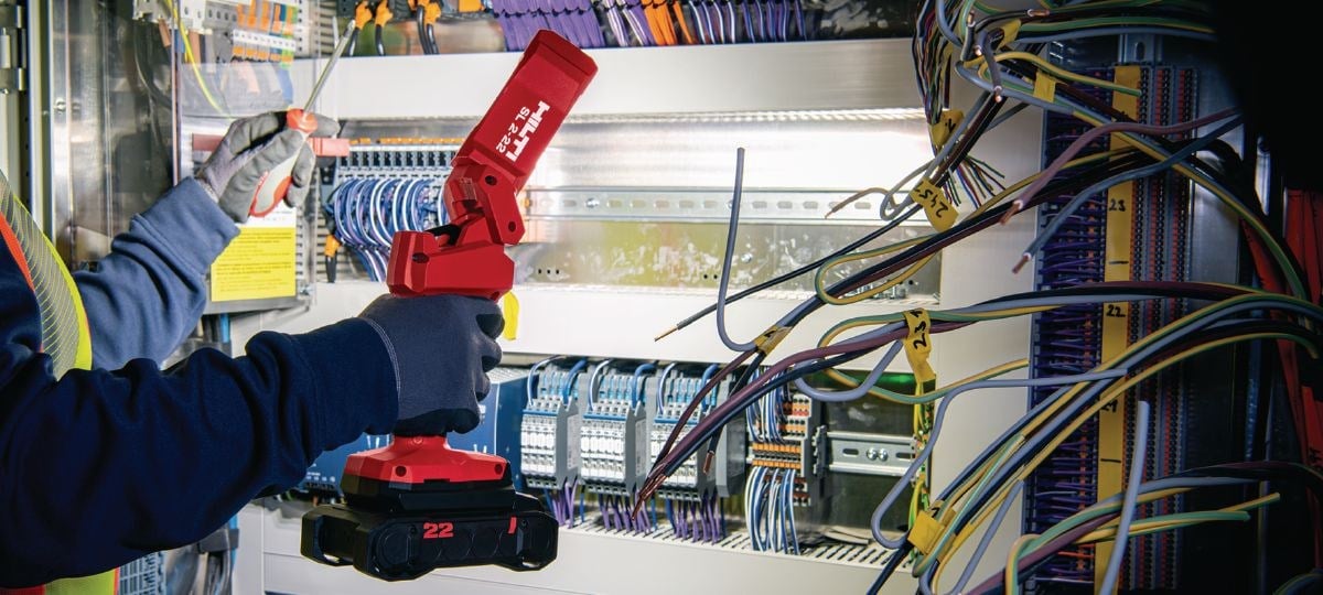 Hilti SL 2-22 Akülü LED Çalışma Işığı / Fener