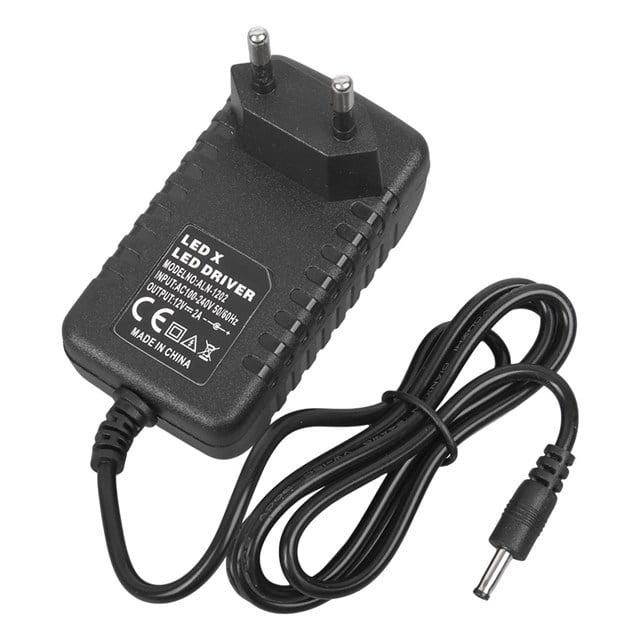 Powermaster PM-1803 12 Volt - 2 Amper 3.5*1.35 Mm Uç Tablet Pc Adaptörü