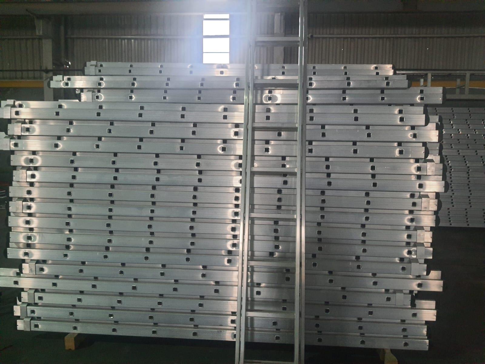 TRİO Sürgülü 2X2.5 Metre Alüminyum Merdiven