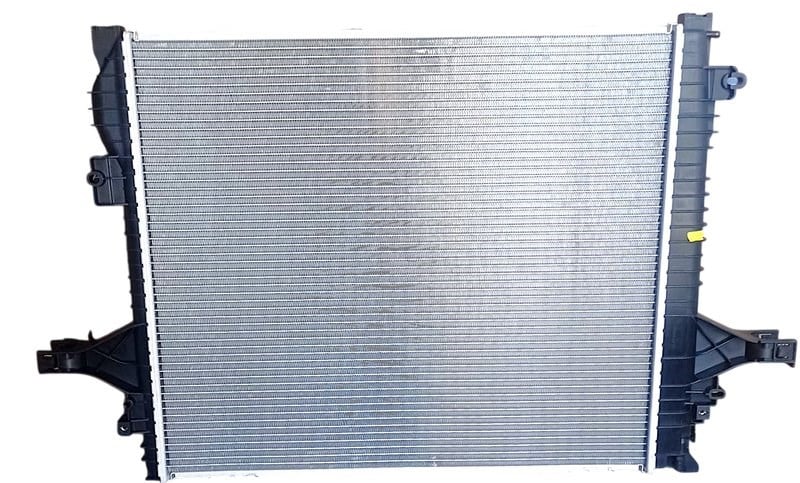 volvo-xc90-2-2-d751