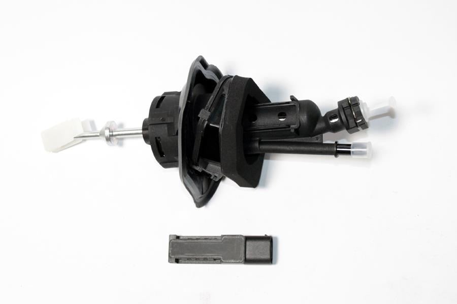 DEBRİYAJ ANA SİLİNDİRİ FORD C-MAX II DXA-CB7-DXA-CEU 04-10-06-19 - FORD C-MAX II VAN 10-10-06-19 - FORD FOCUS II DA-HCP-DP 07-04-09-13 - FORD FOCUS III 07-10-02-20 - FORD FOCUS III HATCHBACK VAN