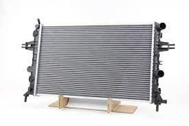 MOTOR SU RADYATÖRÜ DACIA LOGAN 06> SANDERO 08> DUSTER 10> 1.4 1.5dCİ 1.6 580x398x16