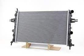 MOTOR SU RADYATÖRÜ DACIA LOGAN 06> SANDERO 08> DUSTER 10> 1.4 1.5dCİ 1.6 580x398x16