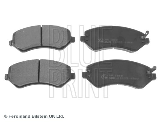 ÖN BALATA CHRYSLER VOYAGER III 2.4 2002-2008 2.5 CRDI 2002-2008 3.3 2000-2008 15 JANT İÇİN JEEP CHEROKEE 2001-2008 DODGE CARAVAN 2.4 3.3 3.8 2000-2007