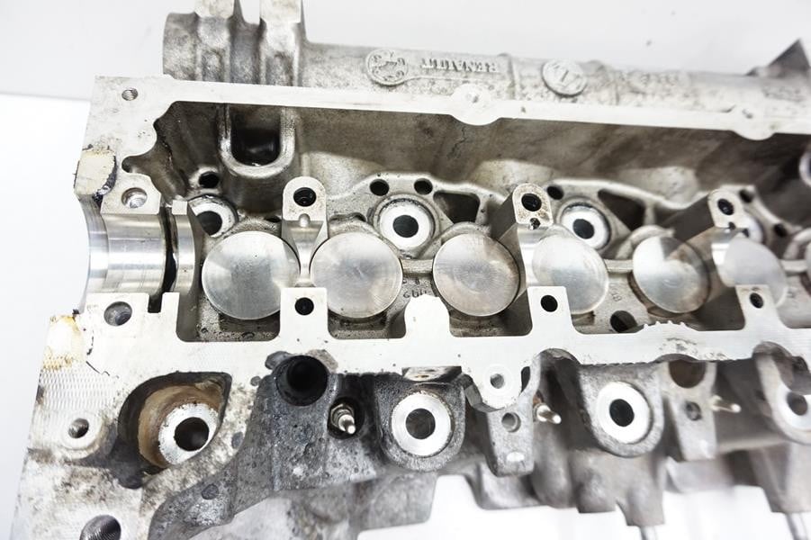 SİLİNDİR KAPAĞI RENAULT CLIO II 02> CLIO III 05> KANGOO 08> MEGANE II 05> SCENIC II 05> THALIA 05> MODUS 05> DACIA LOGAN 07> SANDERO 08> 1.5DCI K9K EURO 4