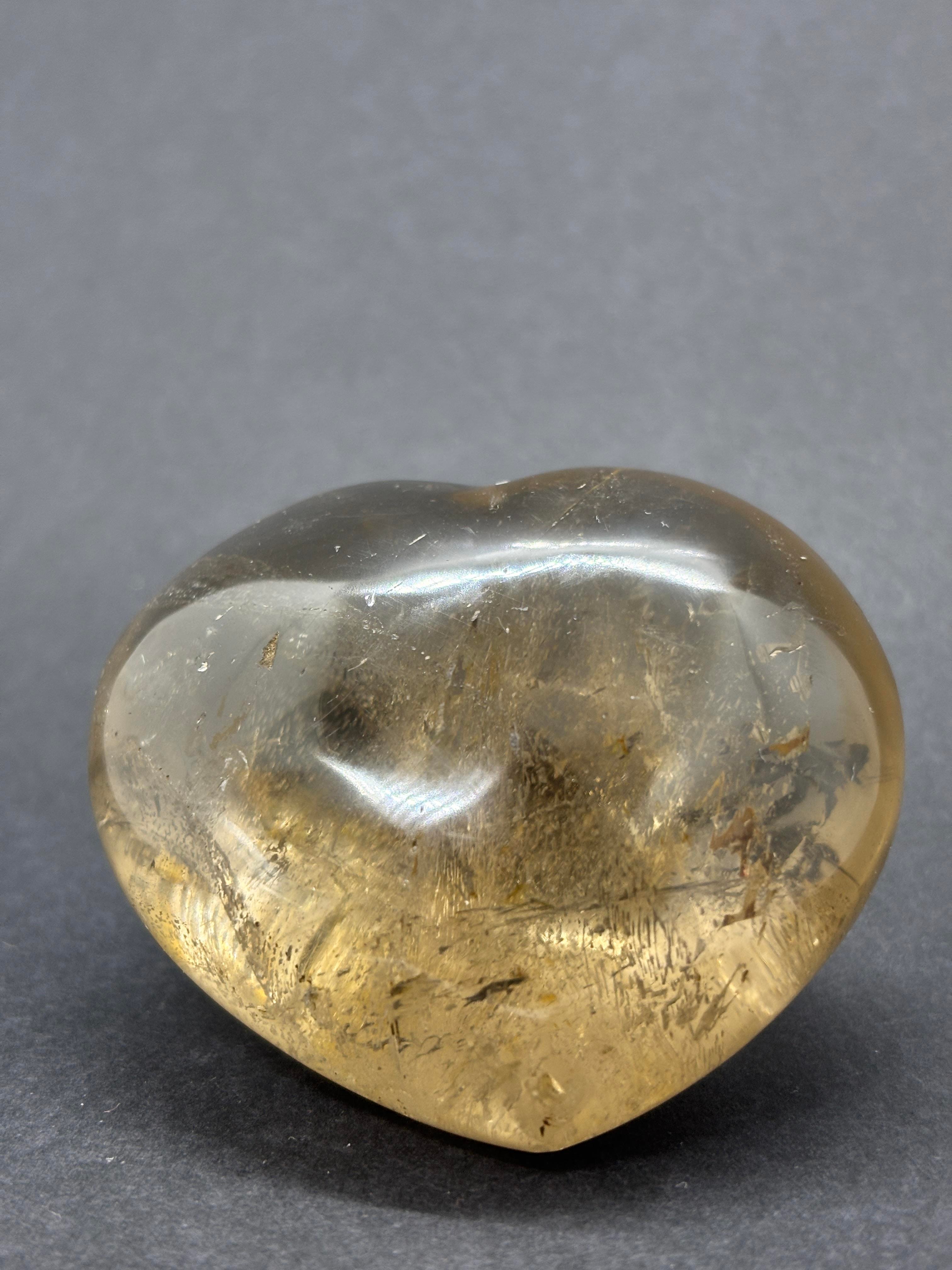 ALTIN RUTİLLİ KUVARS KALP PALMSTONE DOĞALTAŞ