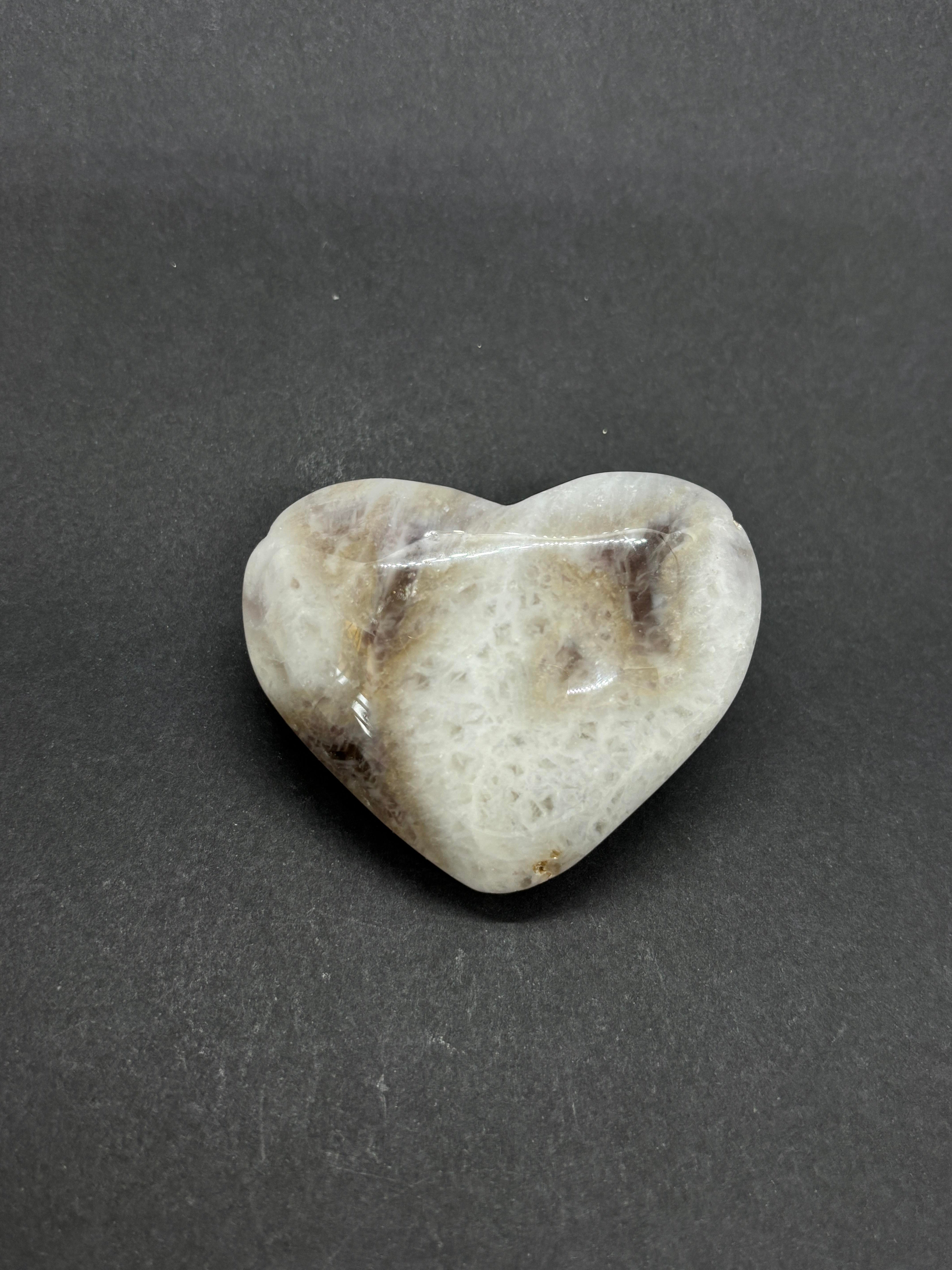 BEYAZ KALSİD KALP PALMSTONE DOĞALTAŞ