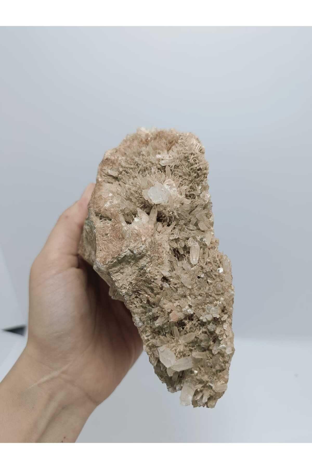 Doğa Harikası Olan Epidotlu Kuvars Doğaltaş Kütle