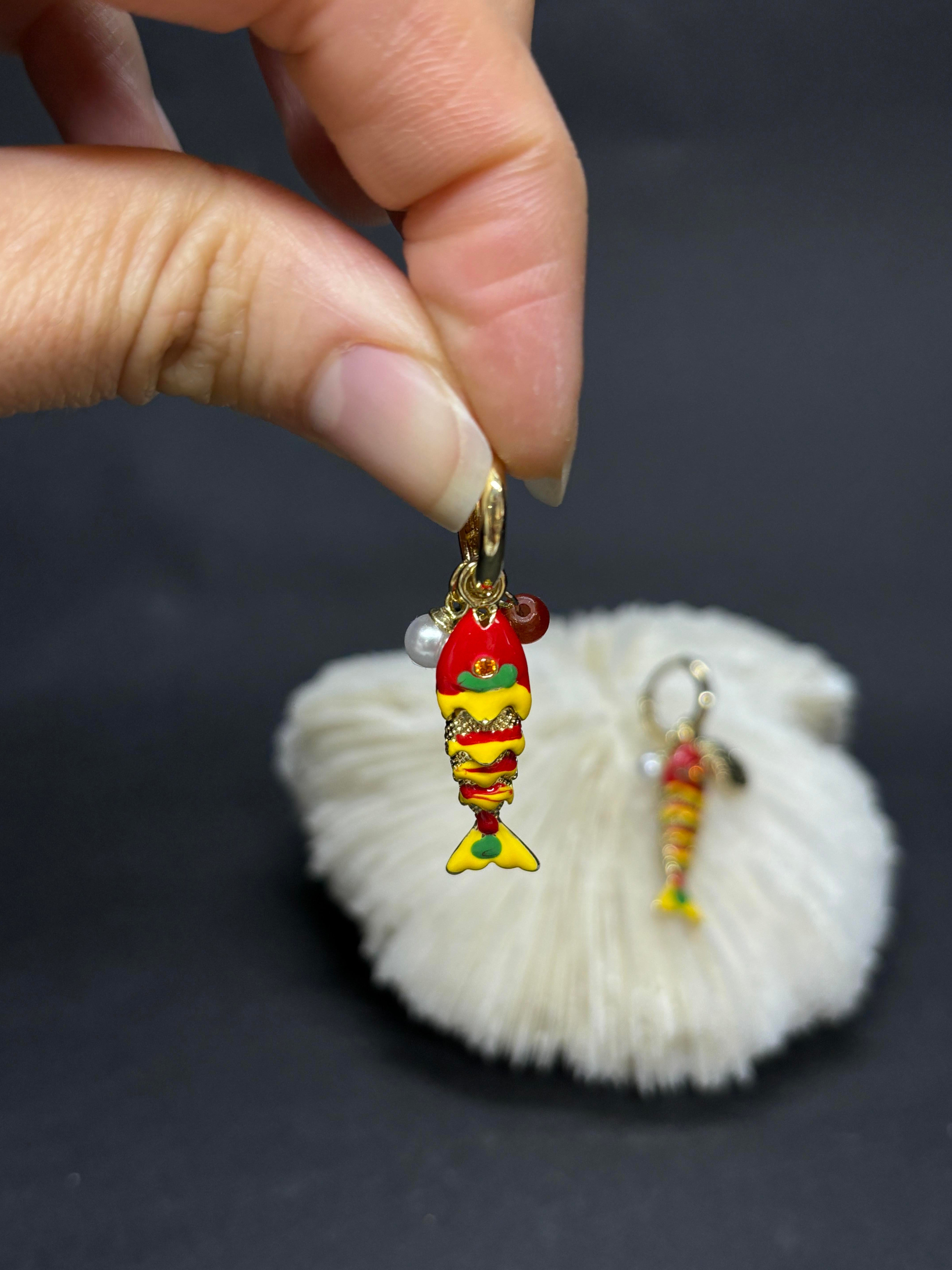 KOİ BALIĞI FENGSHUI KÜPESİ