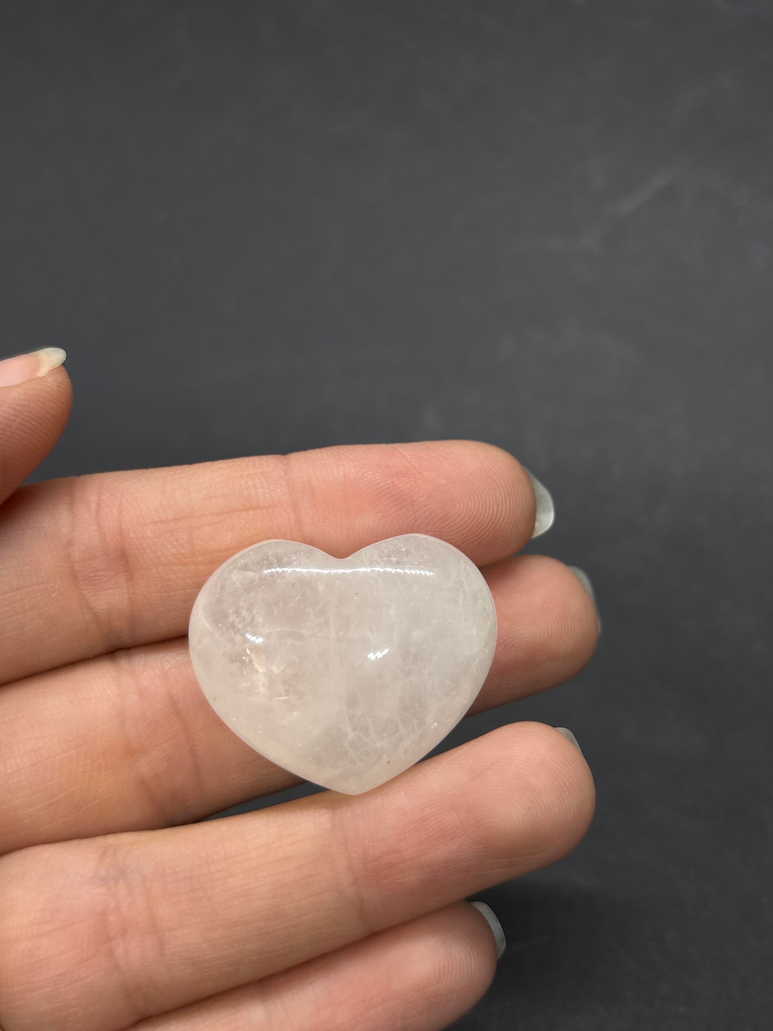 KRİSTAL KUVARS KALP PALMSTONE DOĞALTAŞ