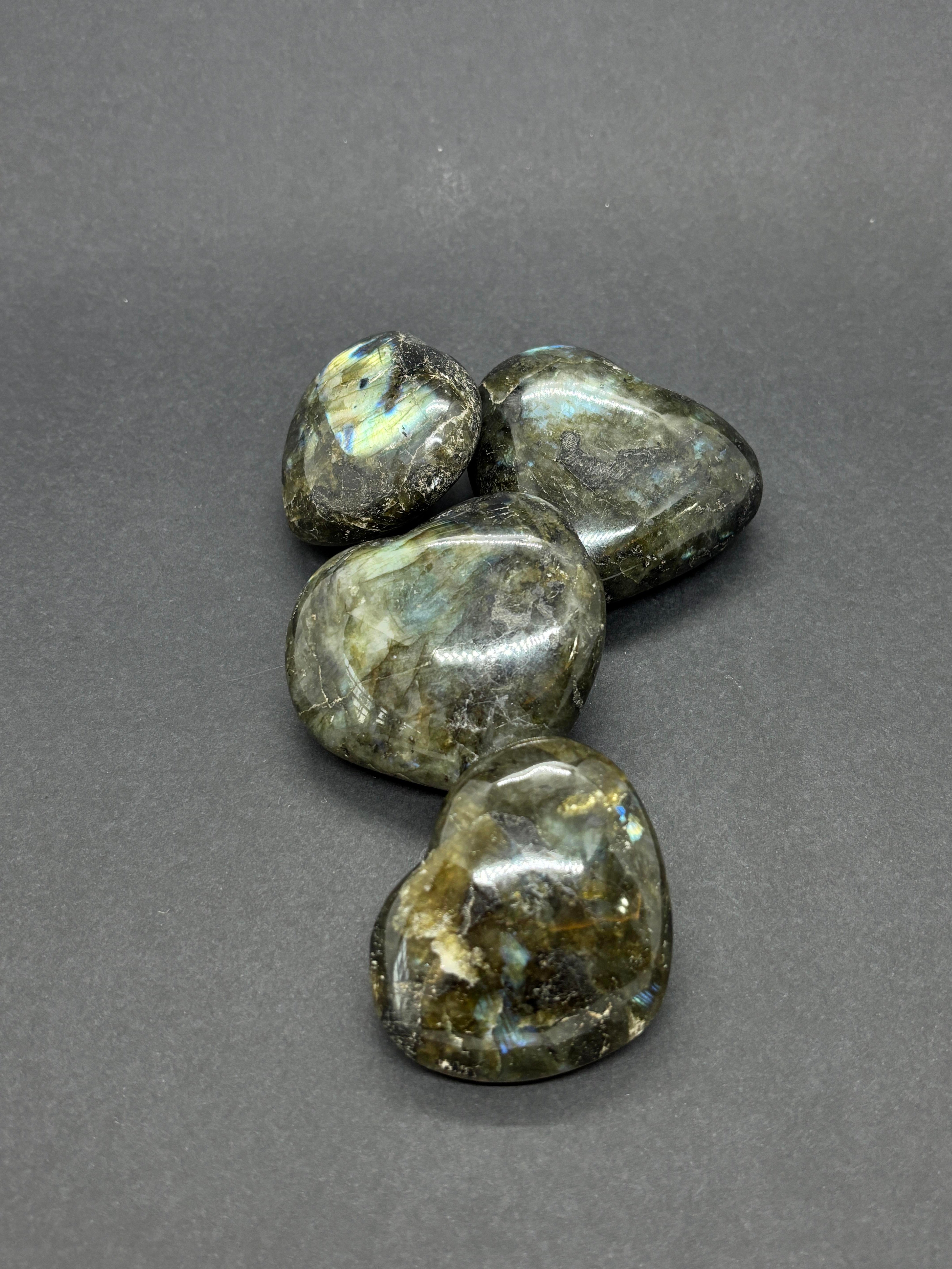 LABRADORİT KALP PALMSTONE DOĞALTAŞ(BÜYÜK)