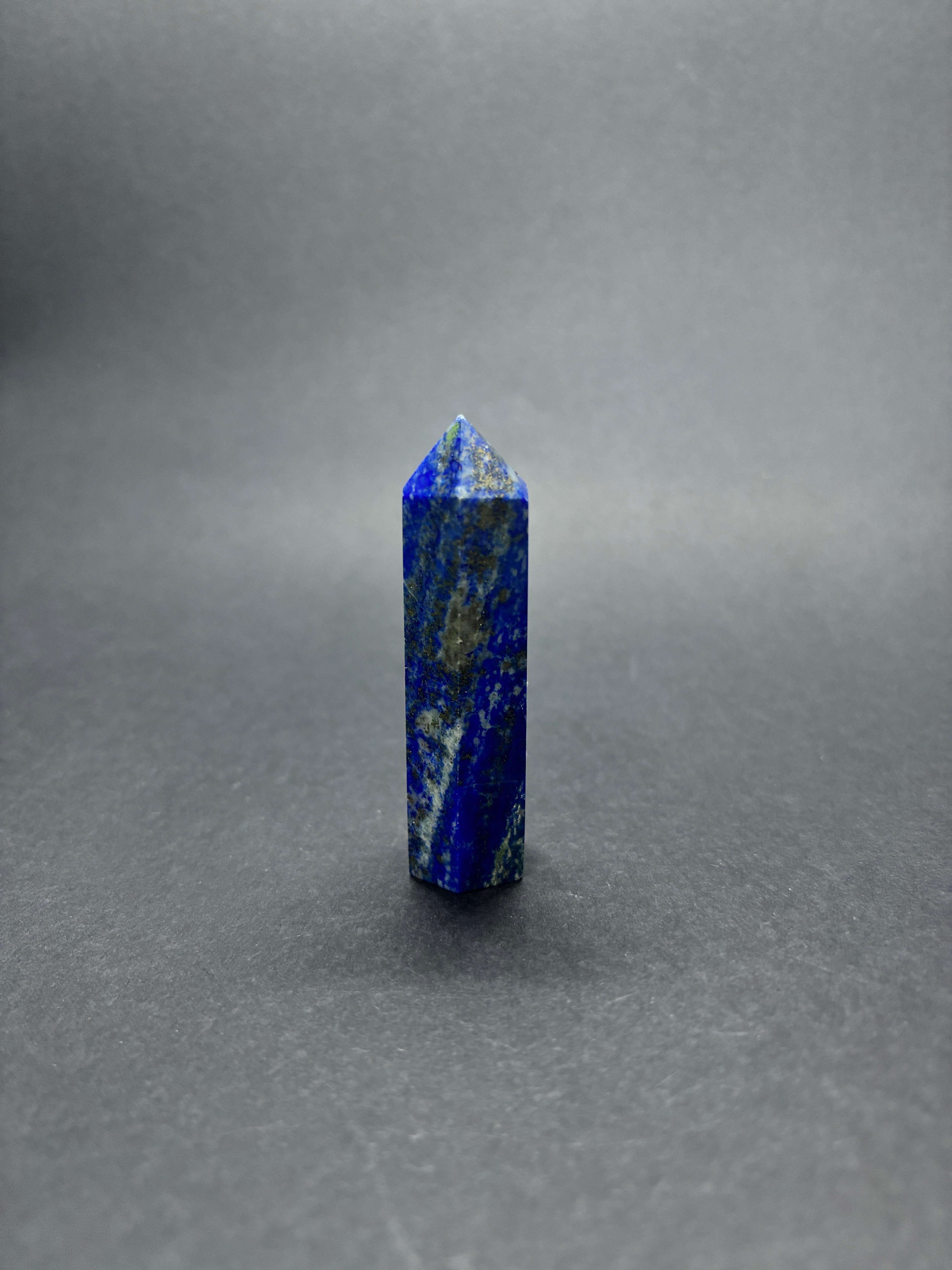 LAPİS LAZULİ KULE DOĞALTAŞ