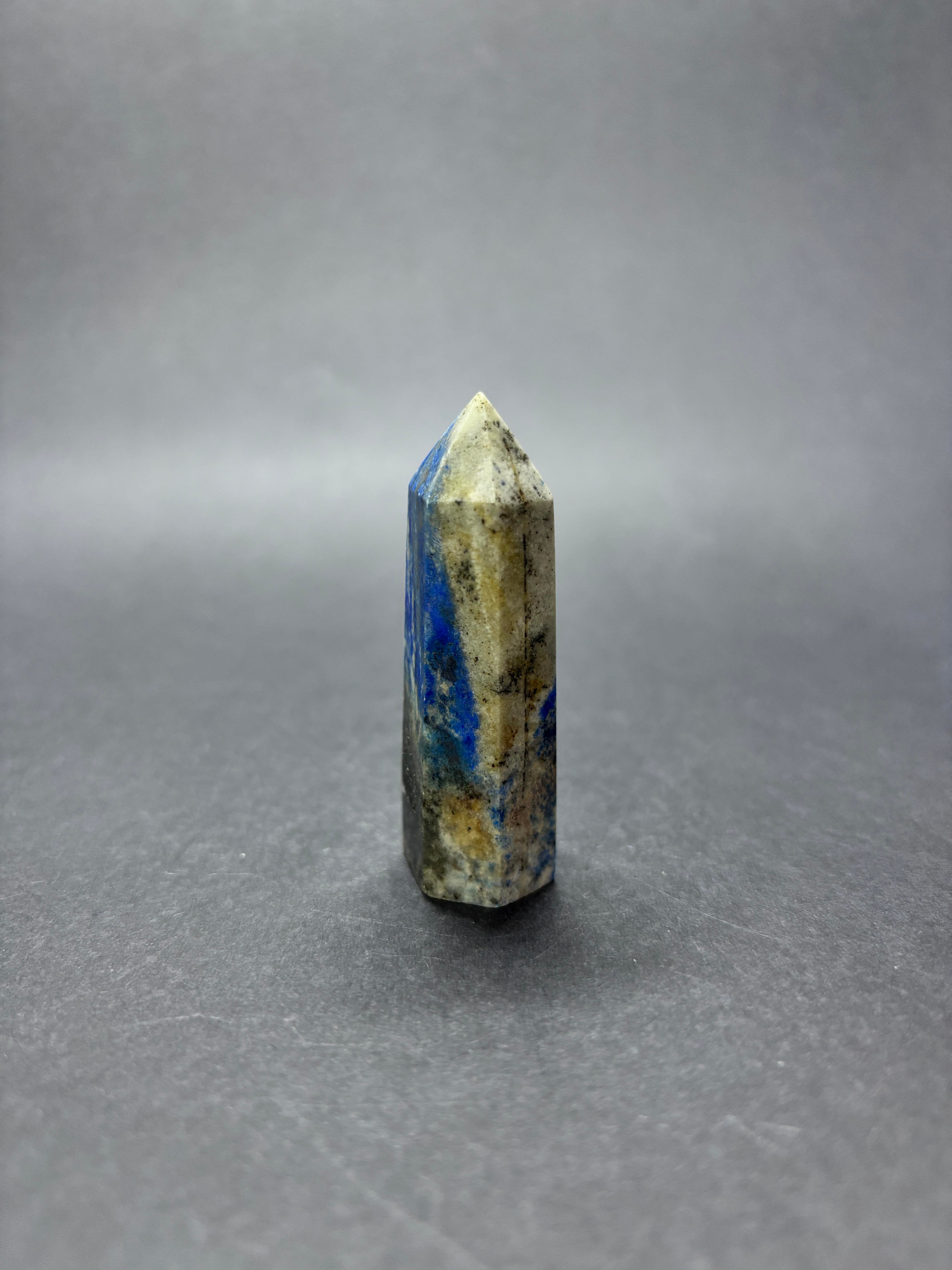 LAPİS LAZULİ KULE DOĞALTAŞ