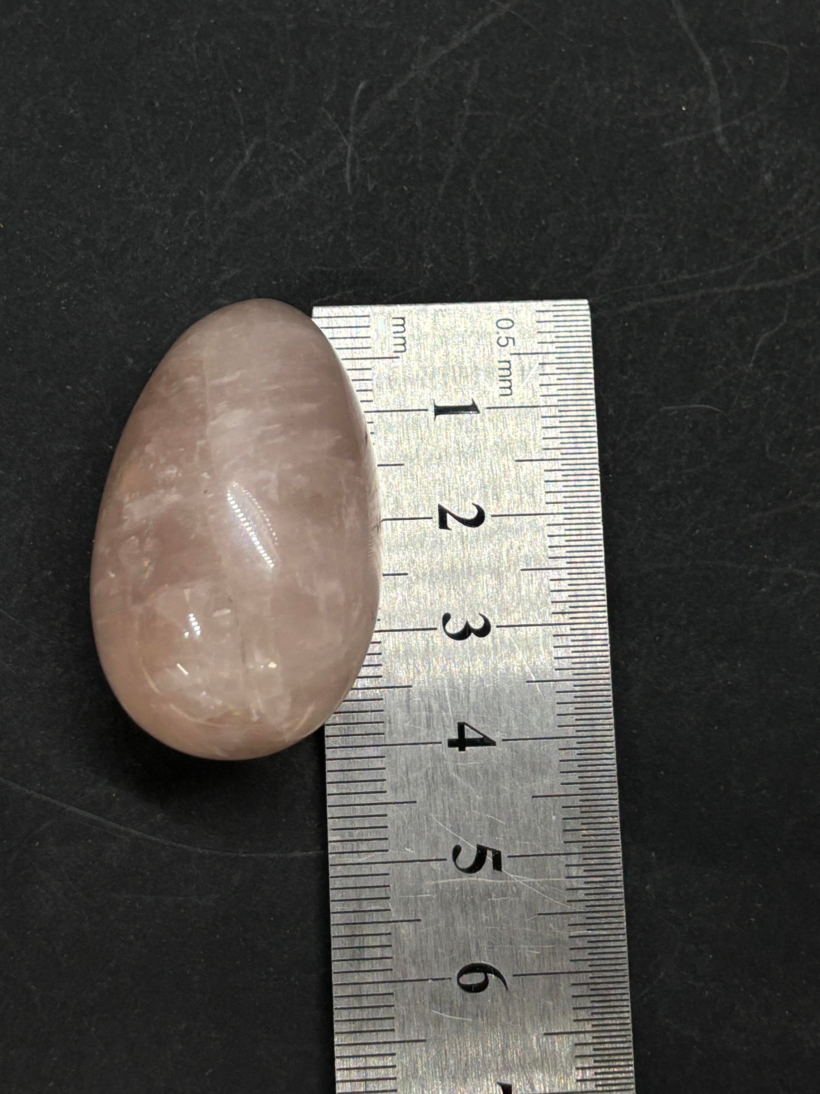 Pembe Kuvars Büyük Yumurta Doğaltaş
