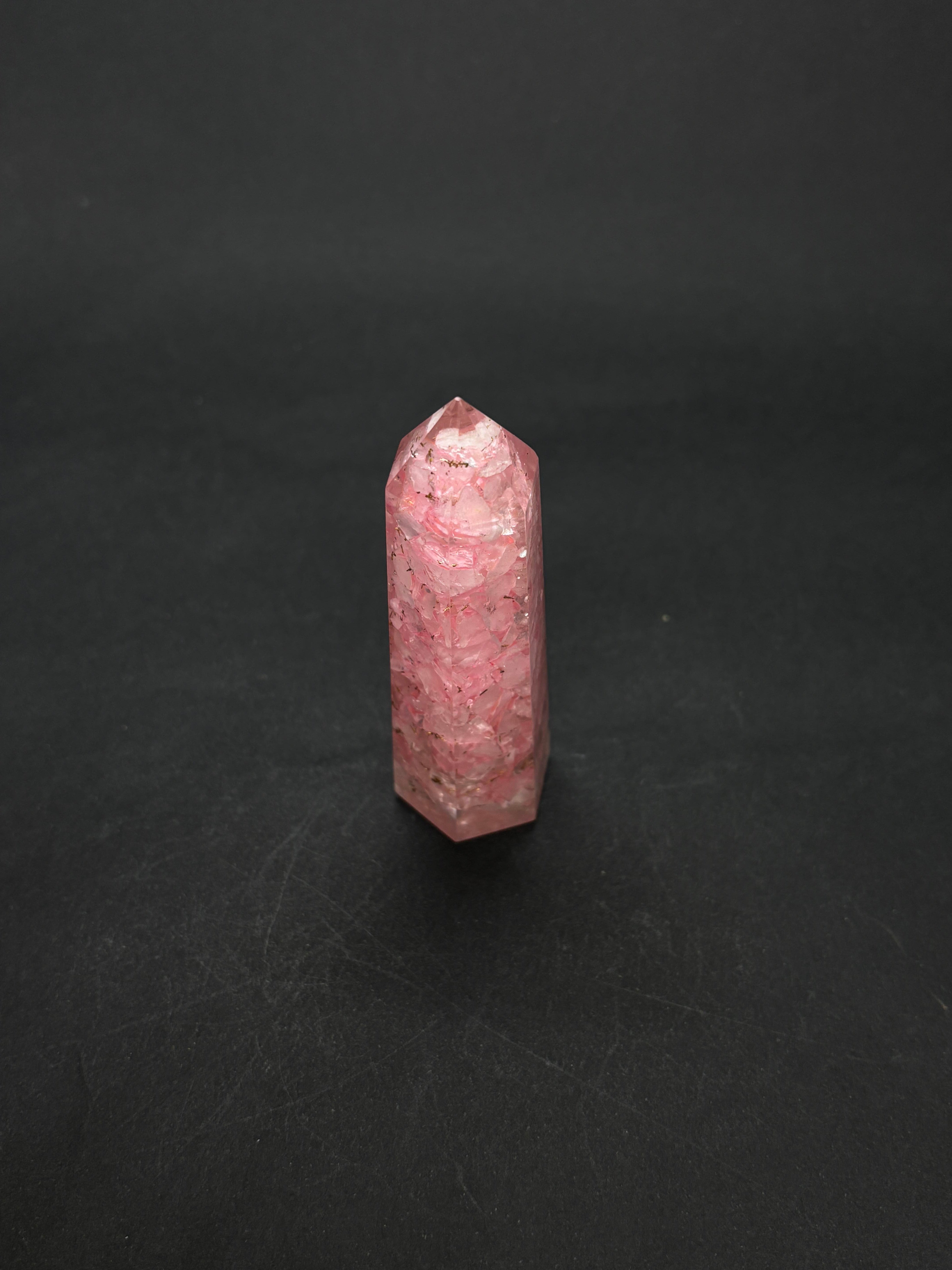 PEMBE KUVARS ORGONİT KULE