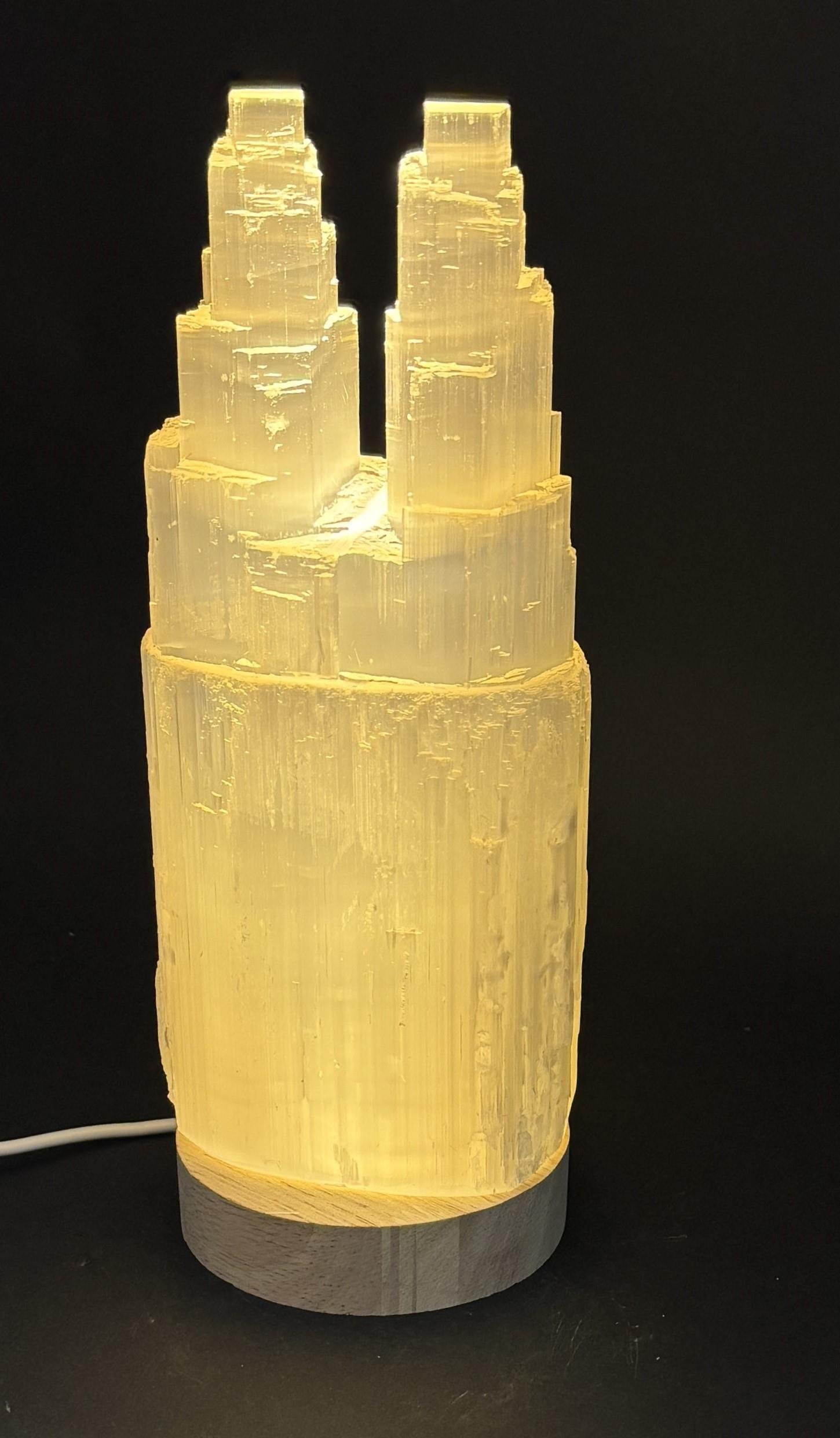 SELENİT DOĞALTAŞ TWİN TOWER DAR LAMBA 20 CM(SARI IŞIK)
