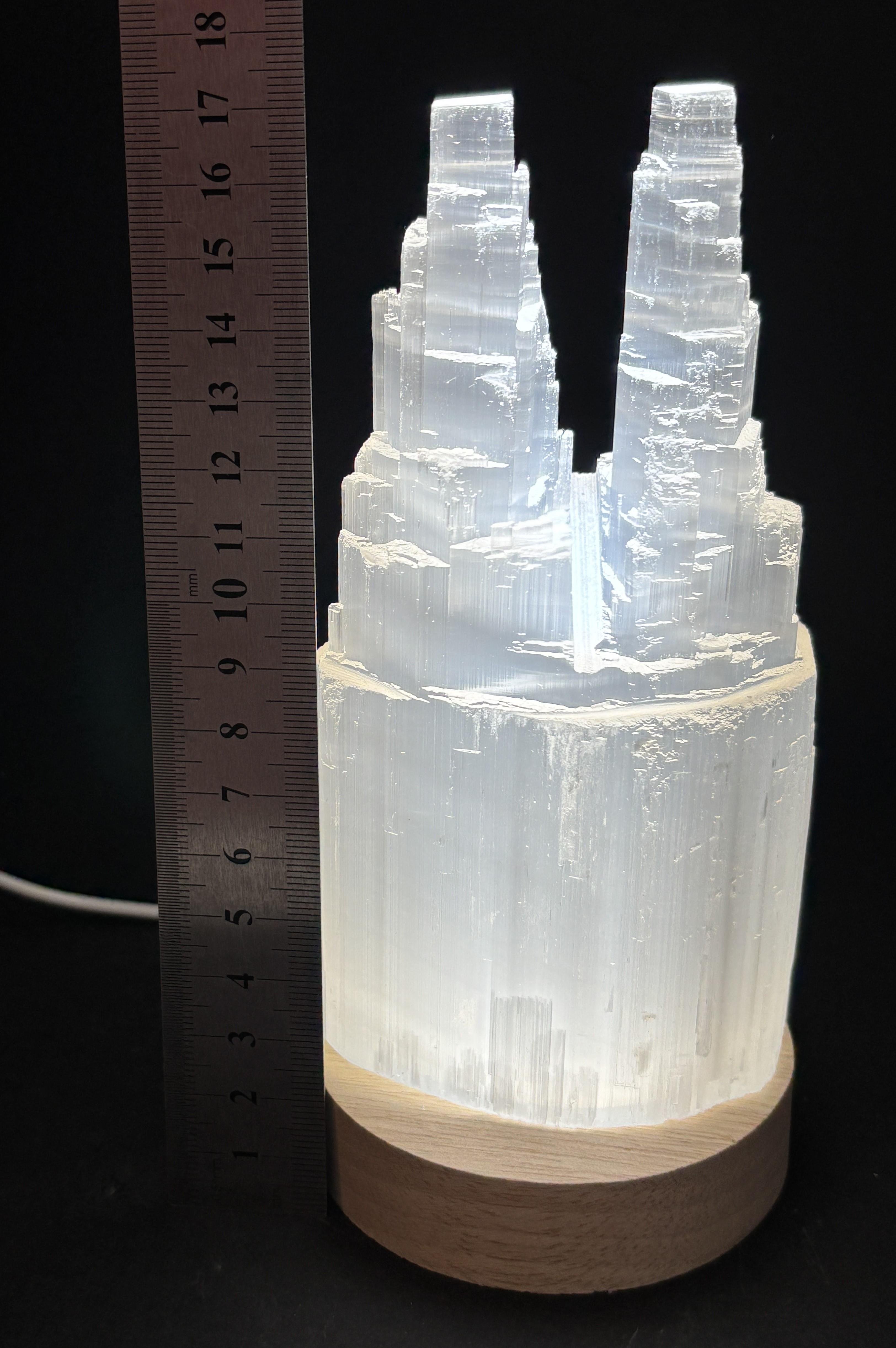 SELENİT DOĞALTAŞ TWİN TOWER LAMBA 15 CM