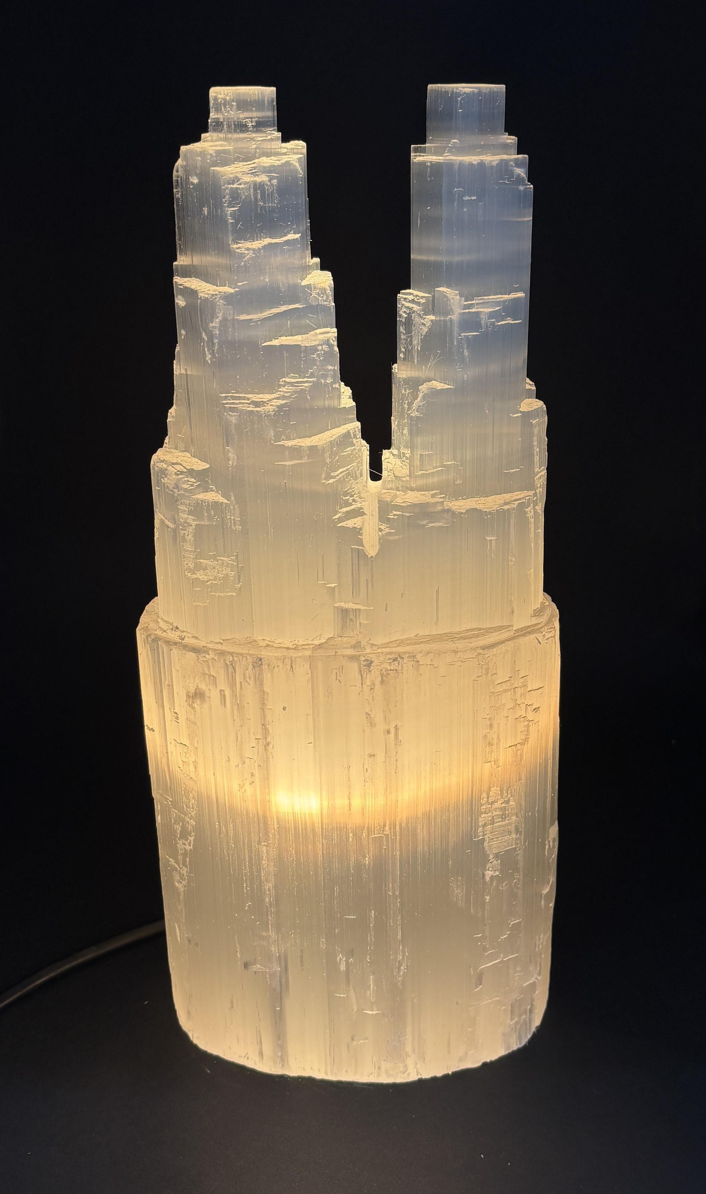 SELENİT DOĞALTAŞ TWİN TOWER LAMBA 30 CM