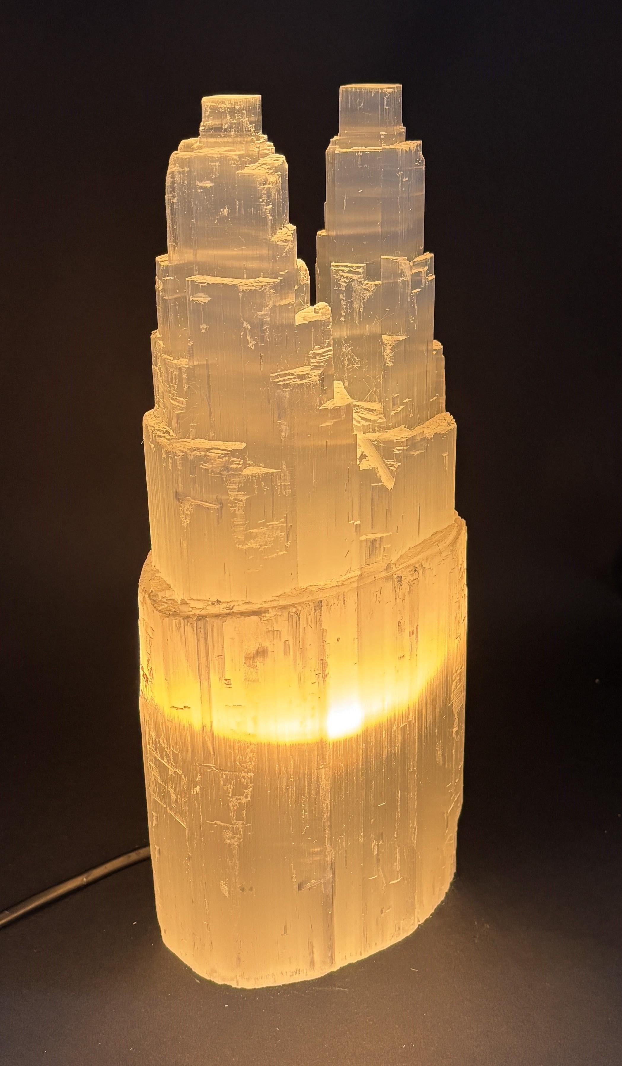 SELENİT DOĞALTAŞ TWİN TOWER LAMBA 30 CM
