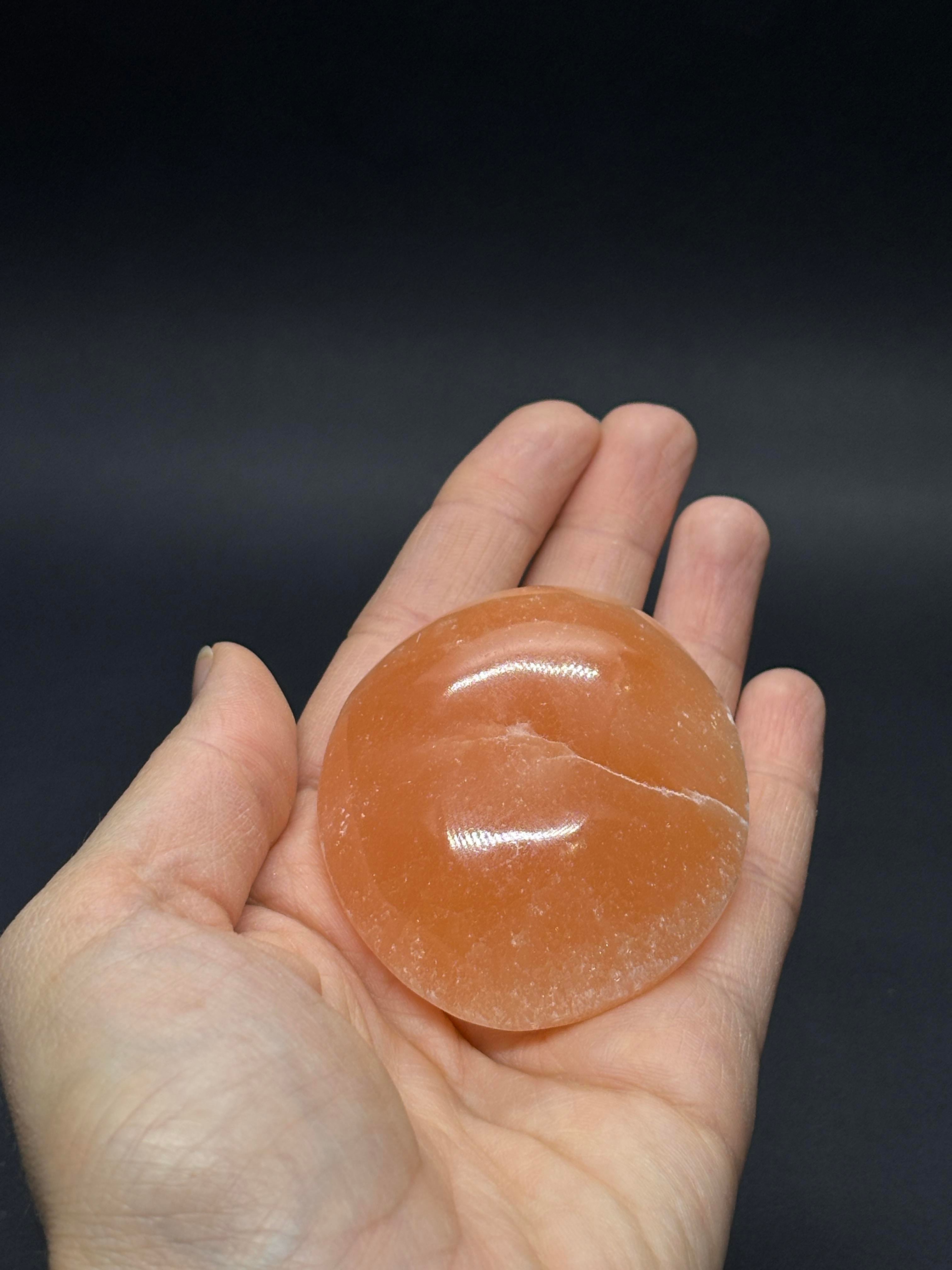 SELENİT YASSI OVAL DOĞALTAŞ 8 CM