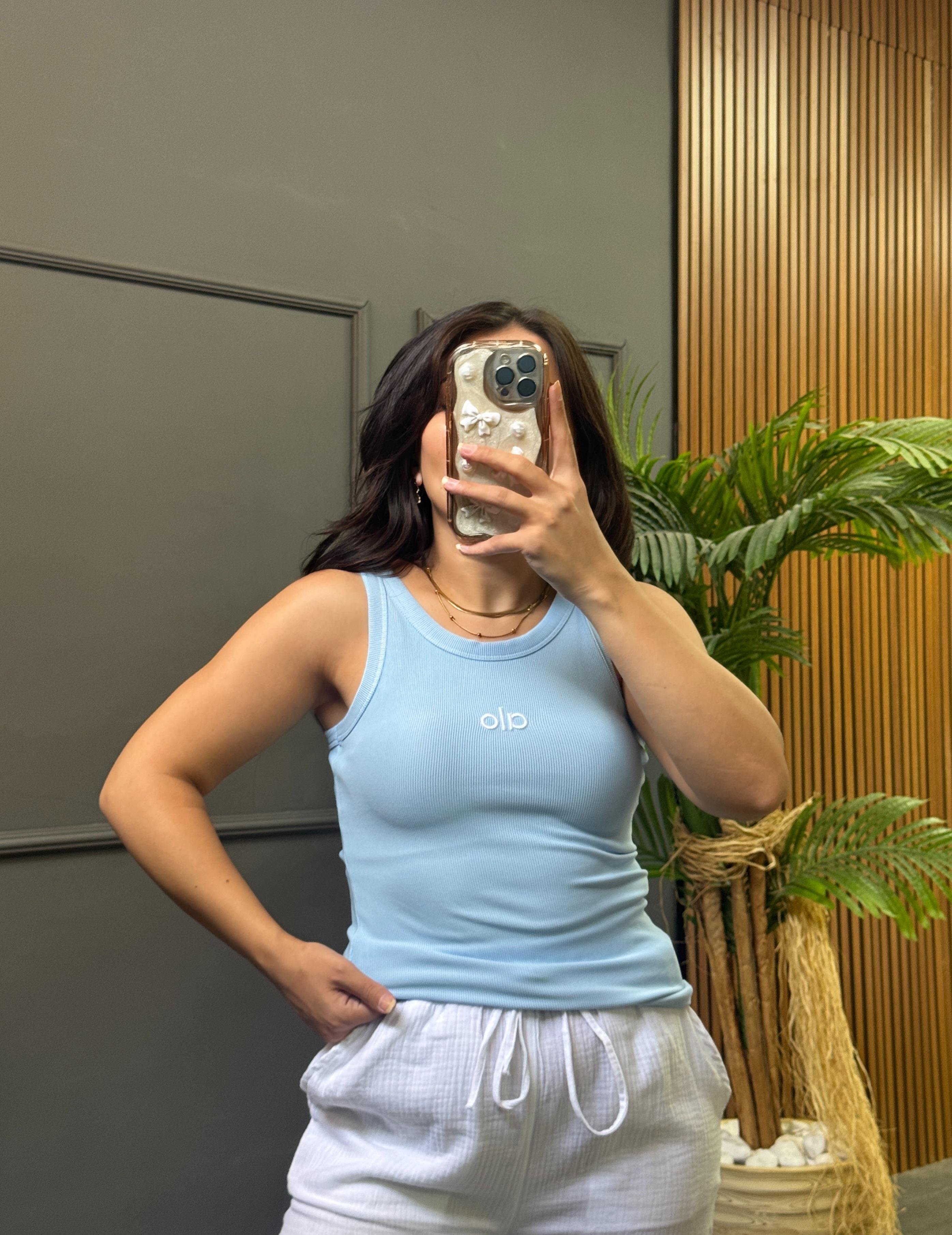 marka muadil mavi atlet