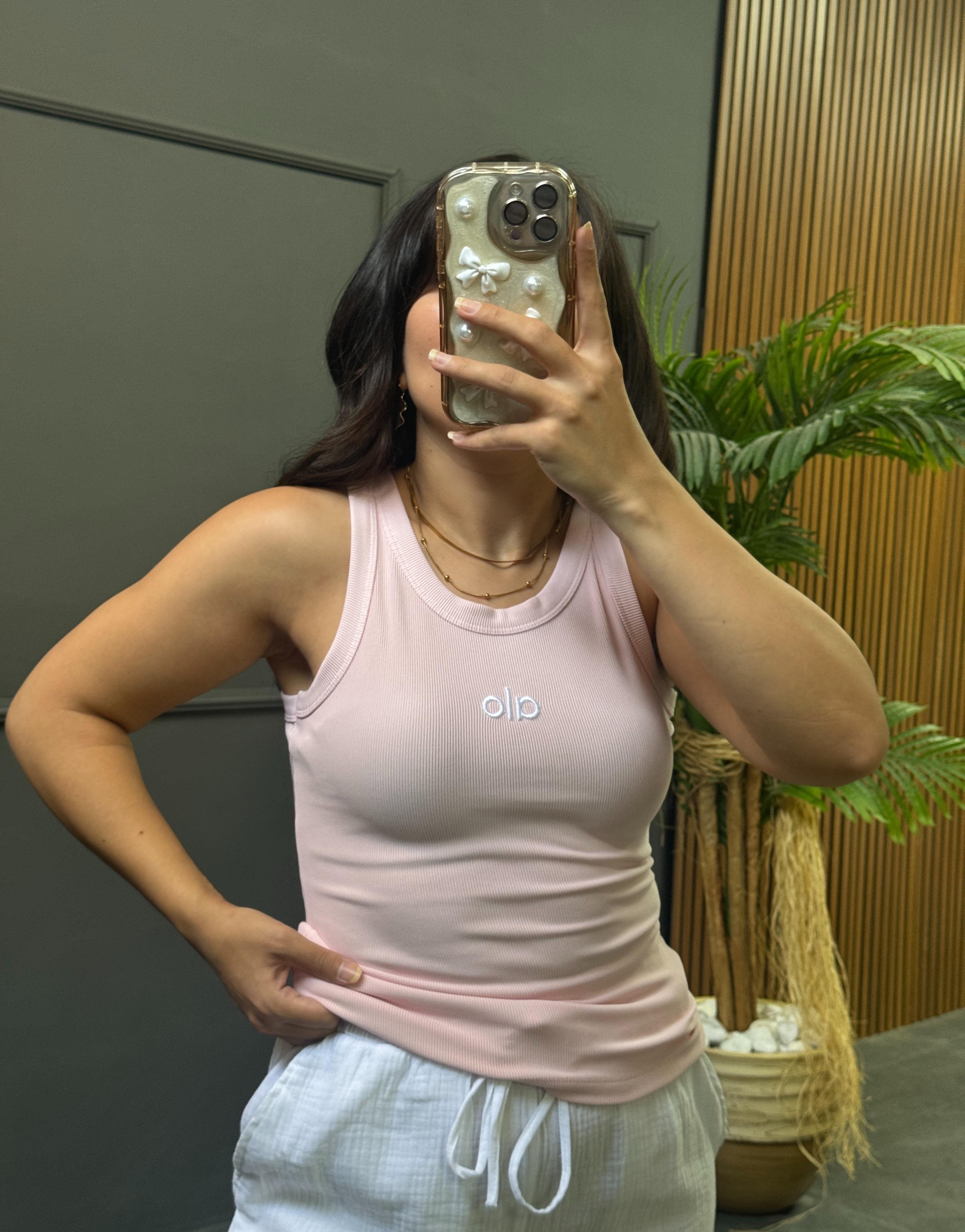 marka muadil pembe atlet