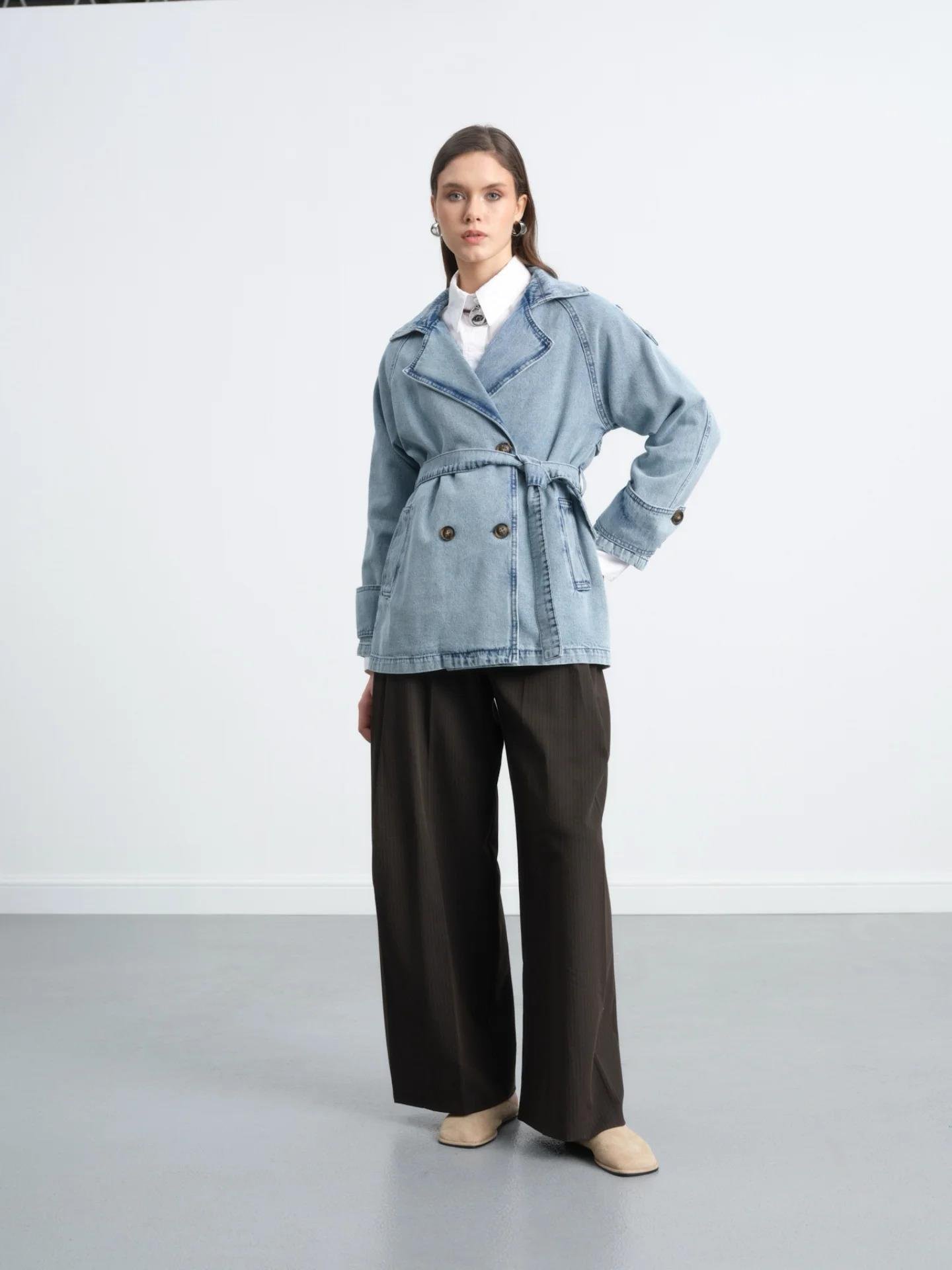 Kruvaze Yaka Kuşaklı Cepli Denim Trençkot 7274