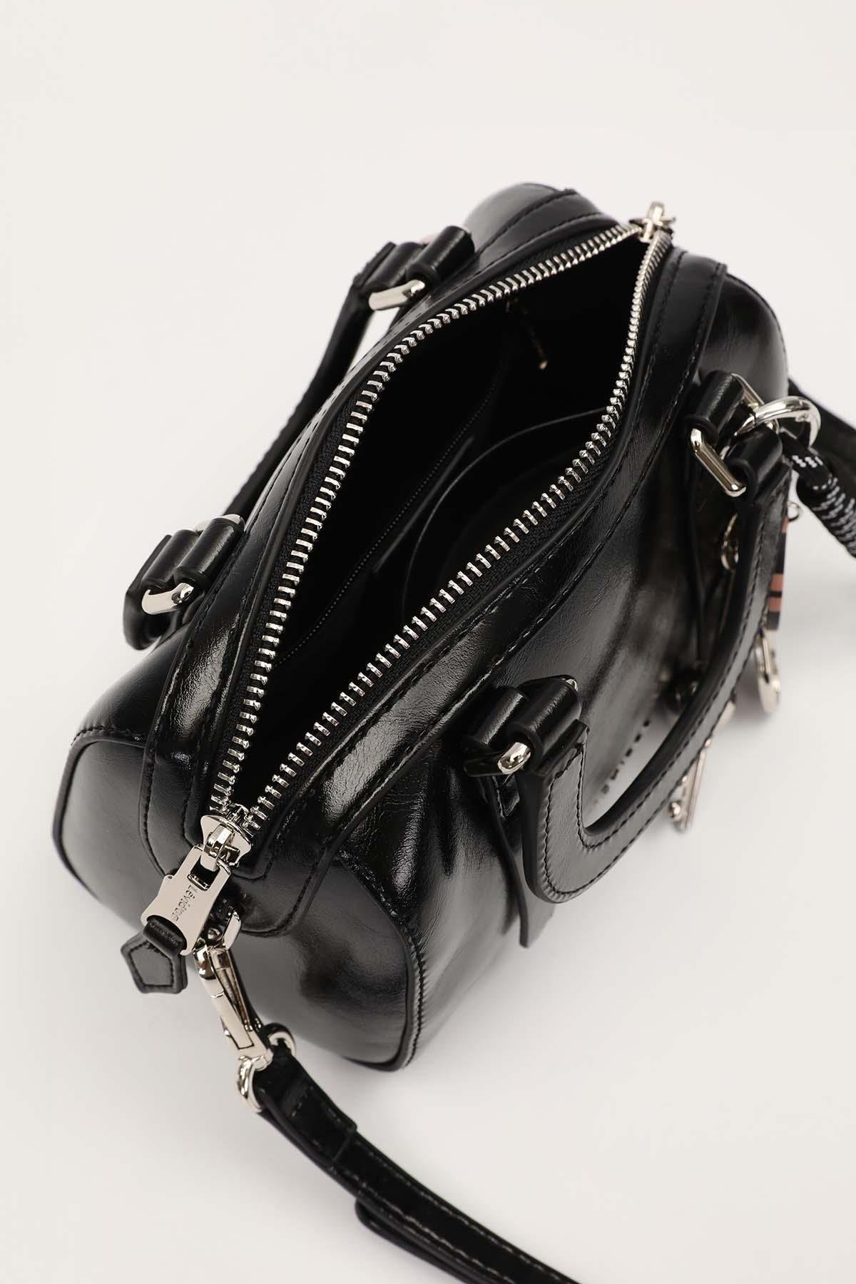 Levidor - Premium Charm Aksesuarlı El Çantası 930416