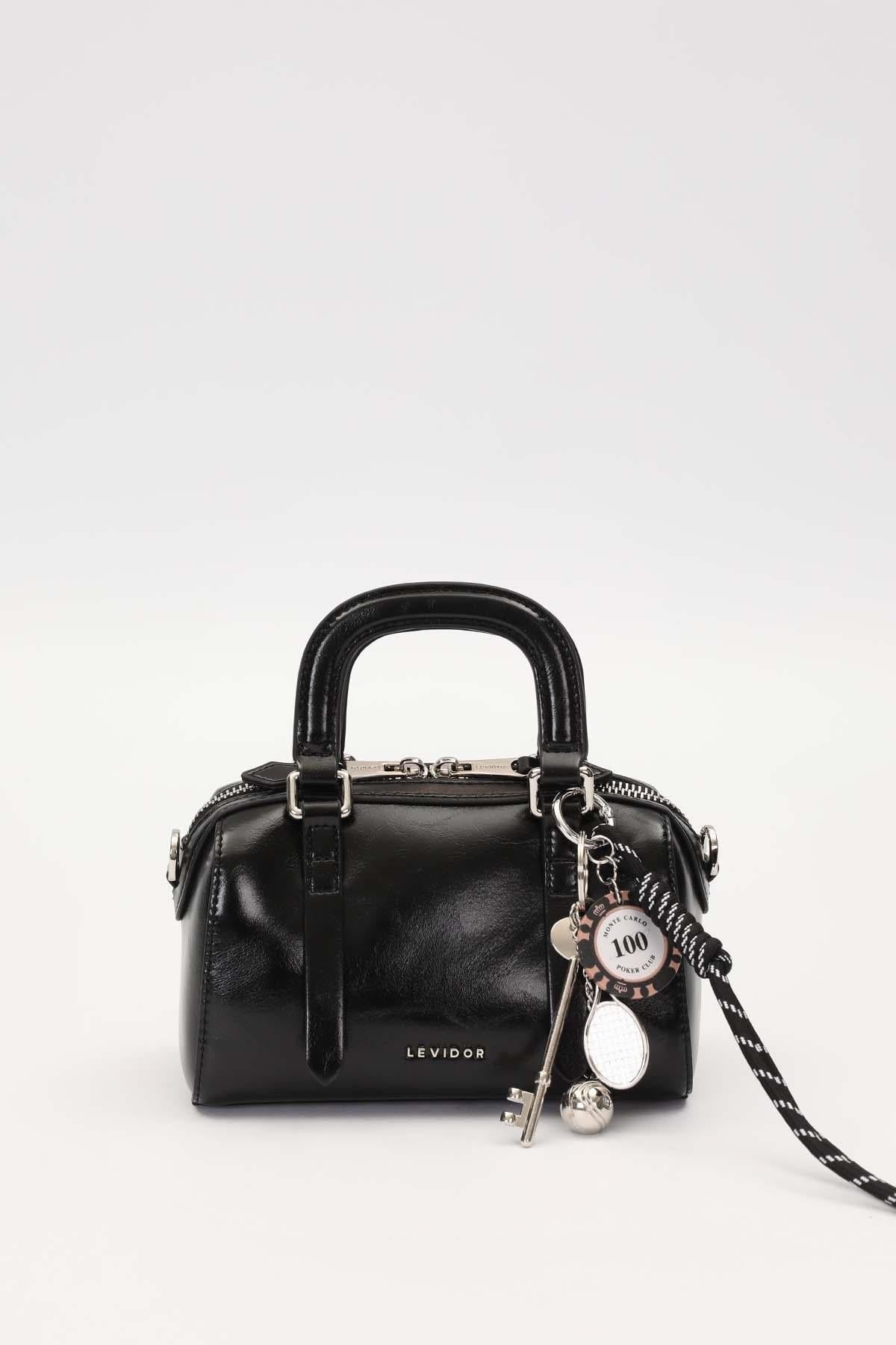 Levidor - Premium Charm Aksesuarlı El Çantası 930416