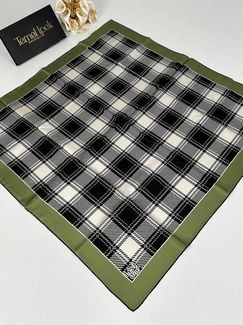 Levidor - Twill İpek Eşarp 01586