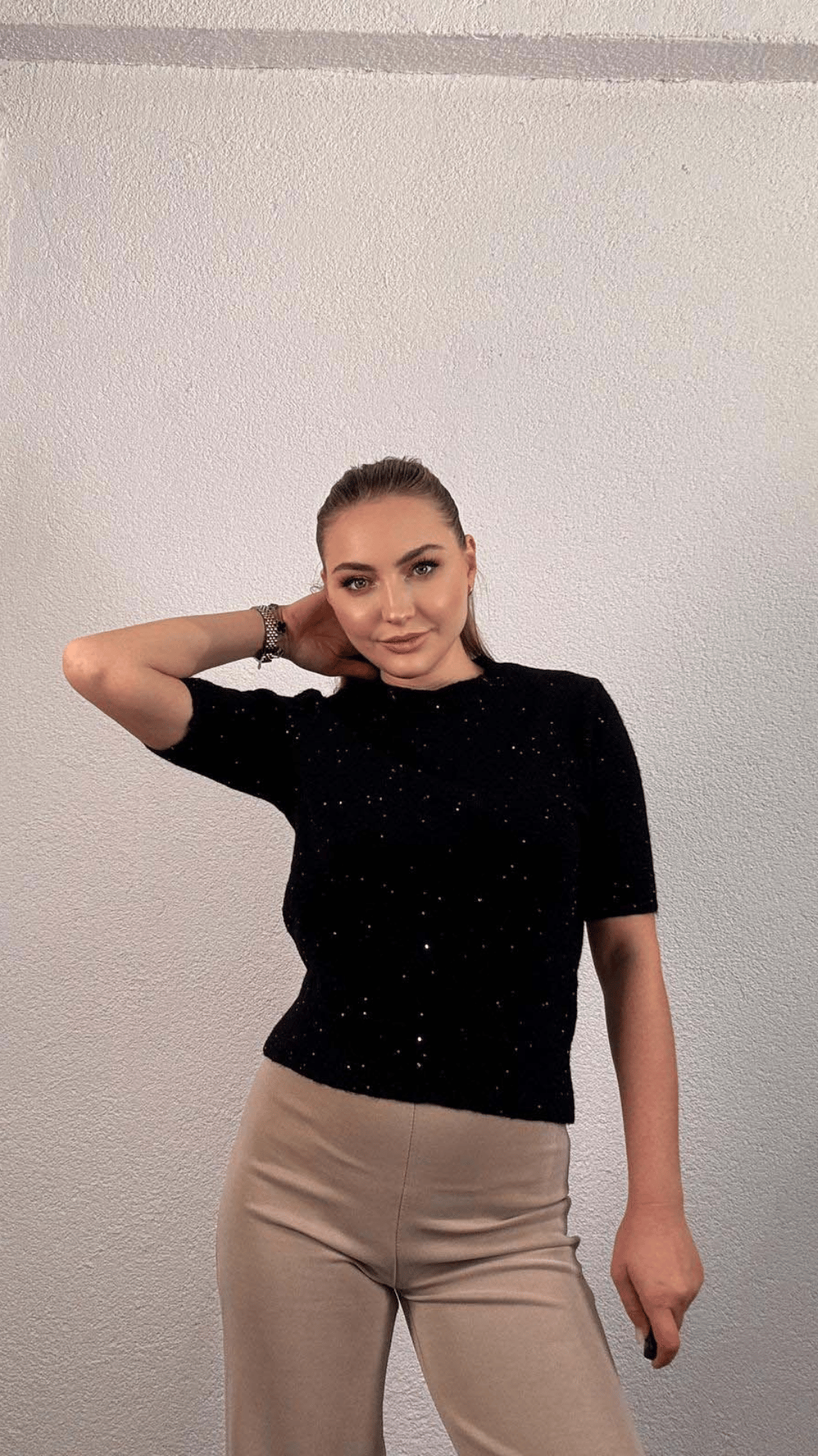 Simli ve Pullu Basic Kısa Kol Kazak 7666