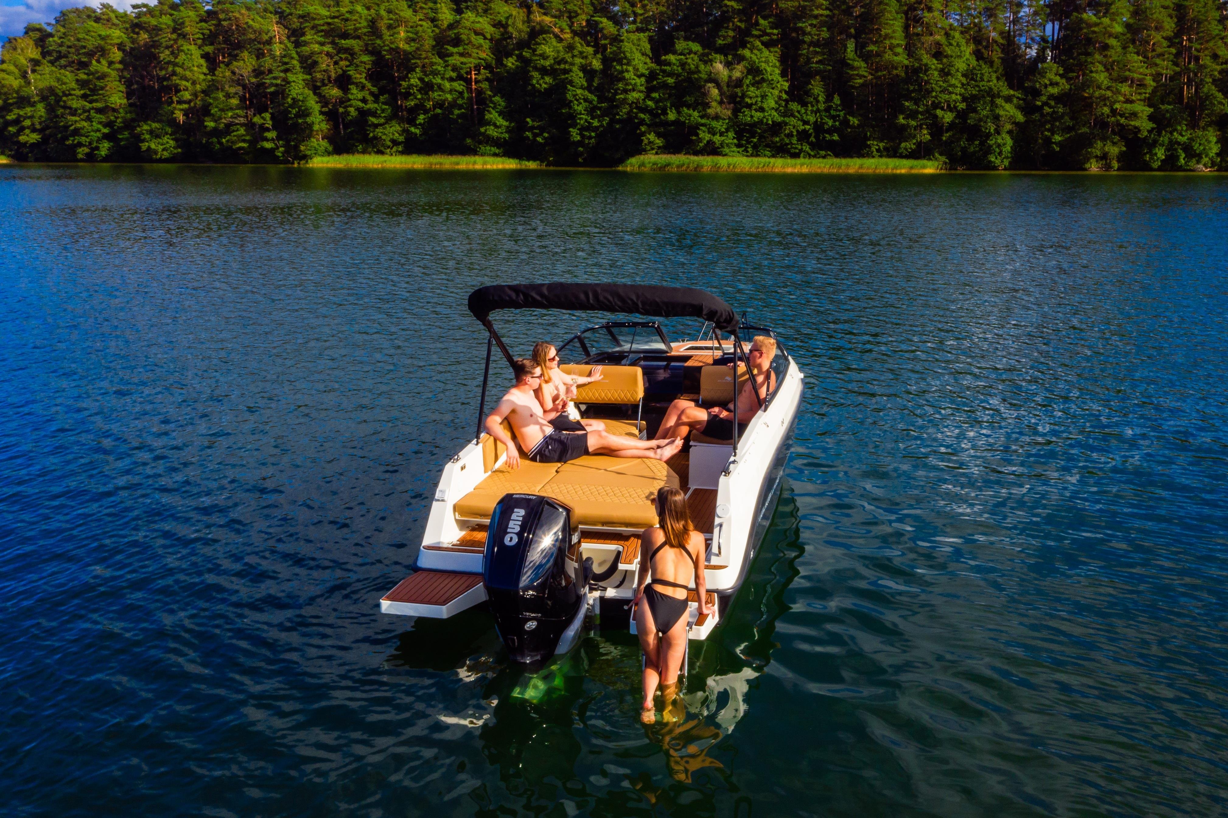 Atlantic Marine - DAY CRUISER 720