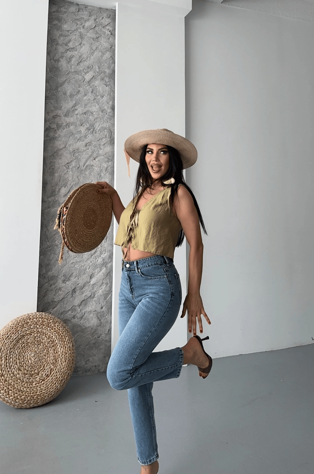 Mom fit bıyık kar yıkama jeans pantolon koyu mavi d2006