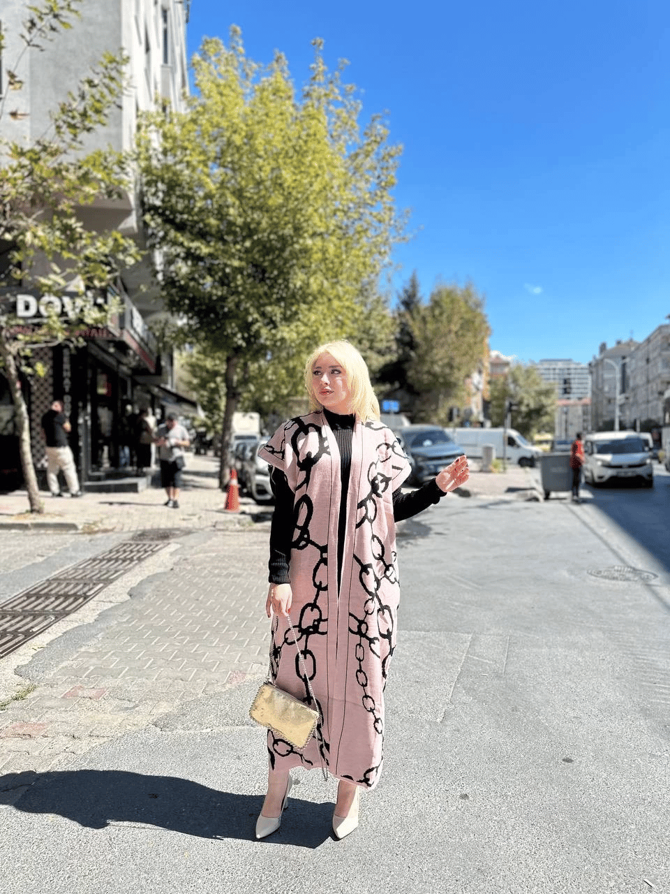 Siyah çizgi desenli elbiseli hırka takım pudra siyah