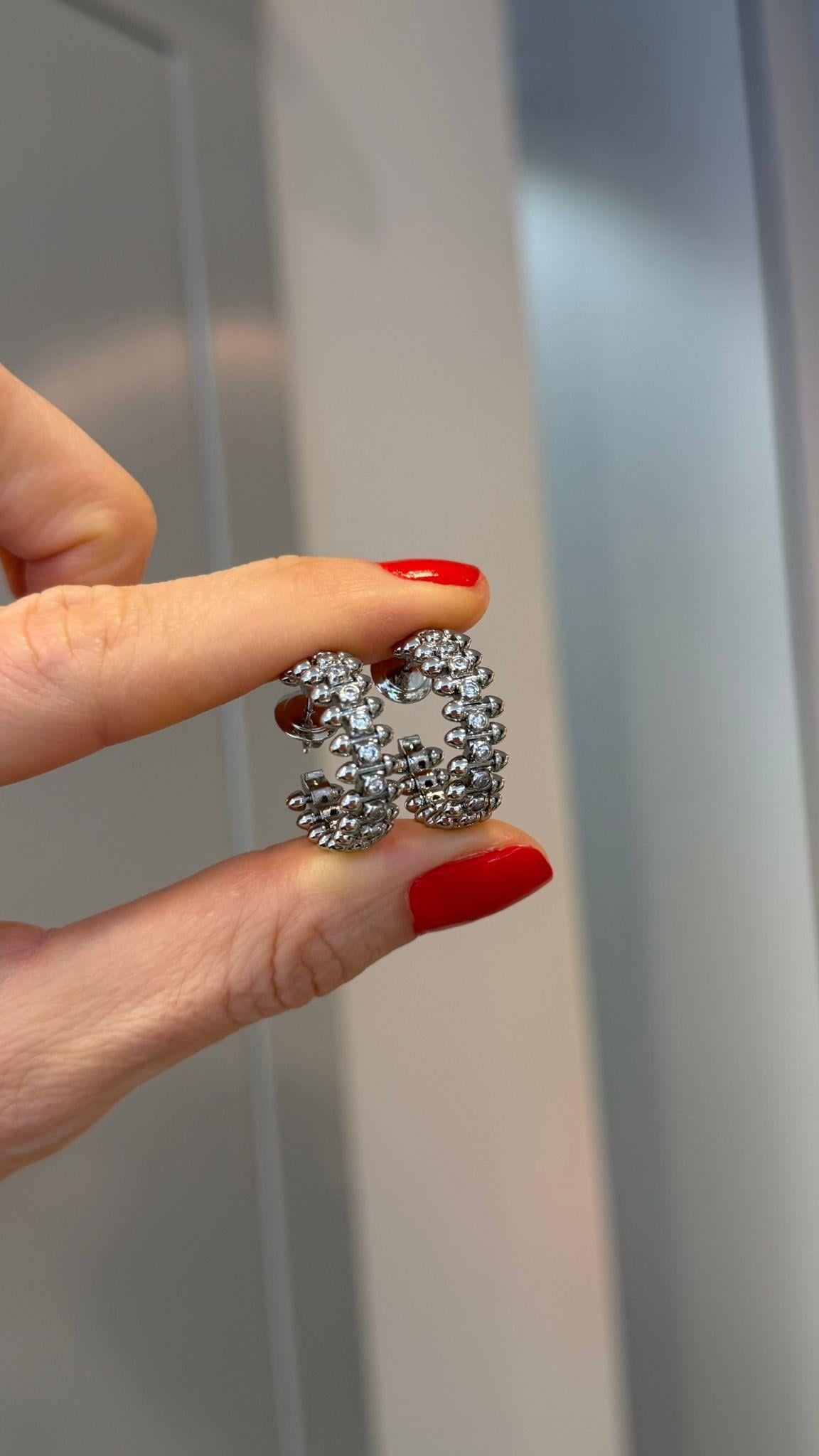 Marka Model İthal Seri Silver Halka Küpe