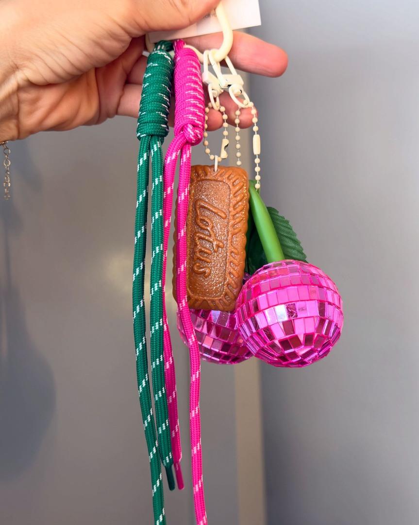 marka-model-pembe-disko-topu-canta-cha-4a49-a.jpg