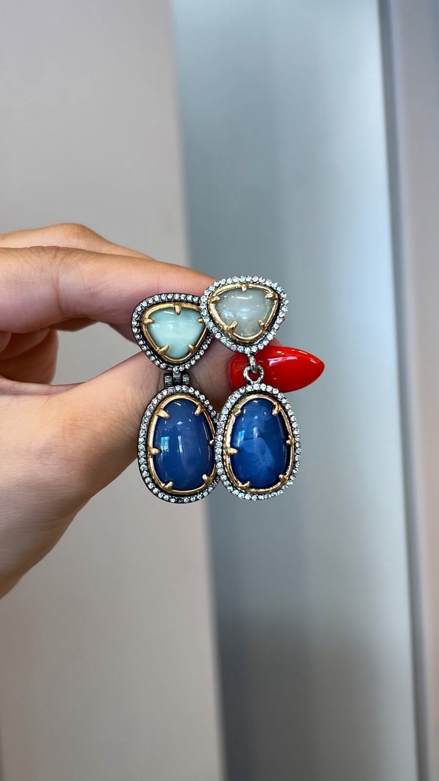 Marka Model Vintage Tasarım Küpe