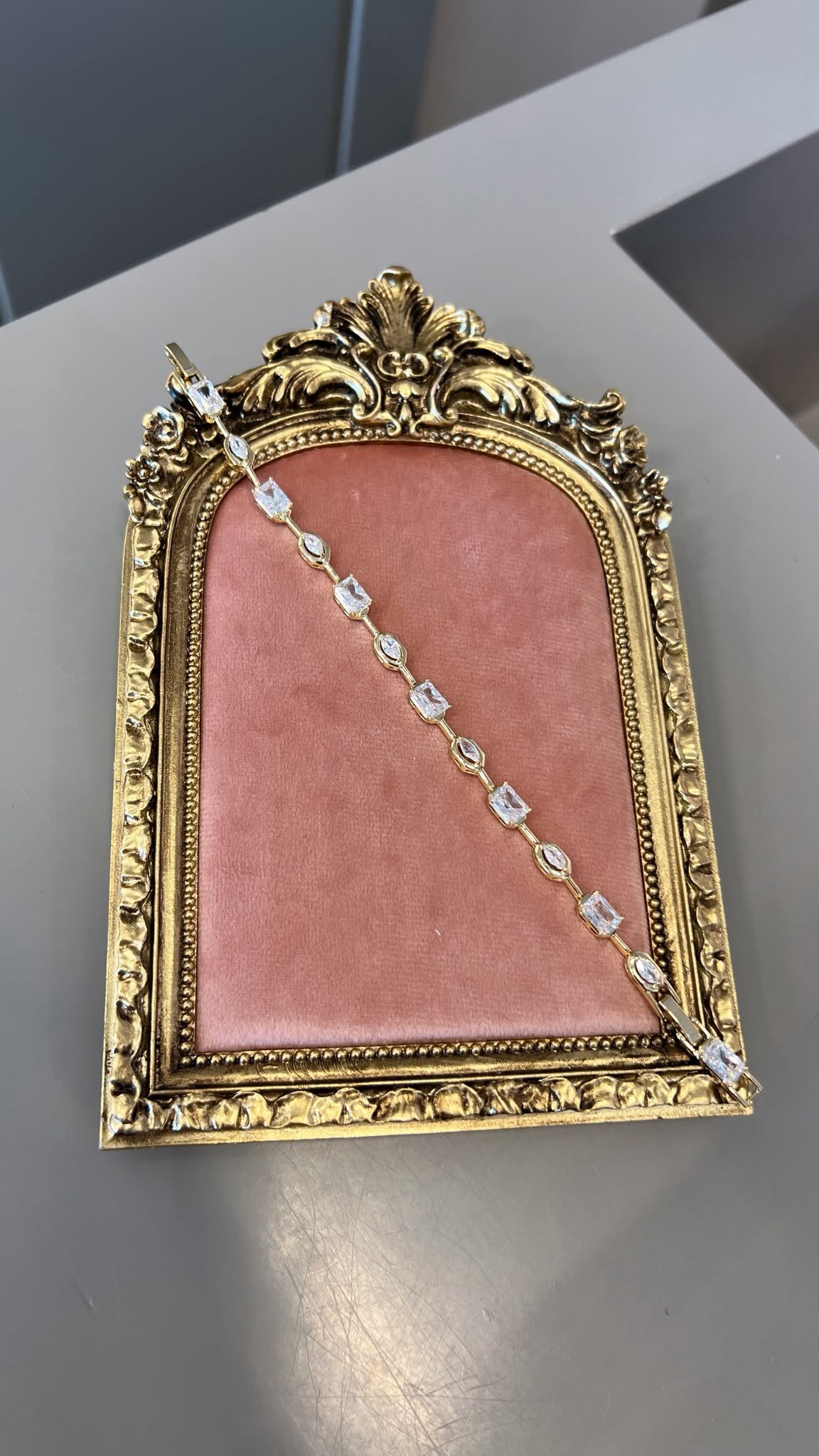 Özel Seri 14K Dikdörtgen Ve Oval Taşlı Bileklik